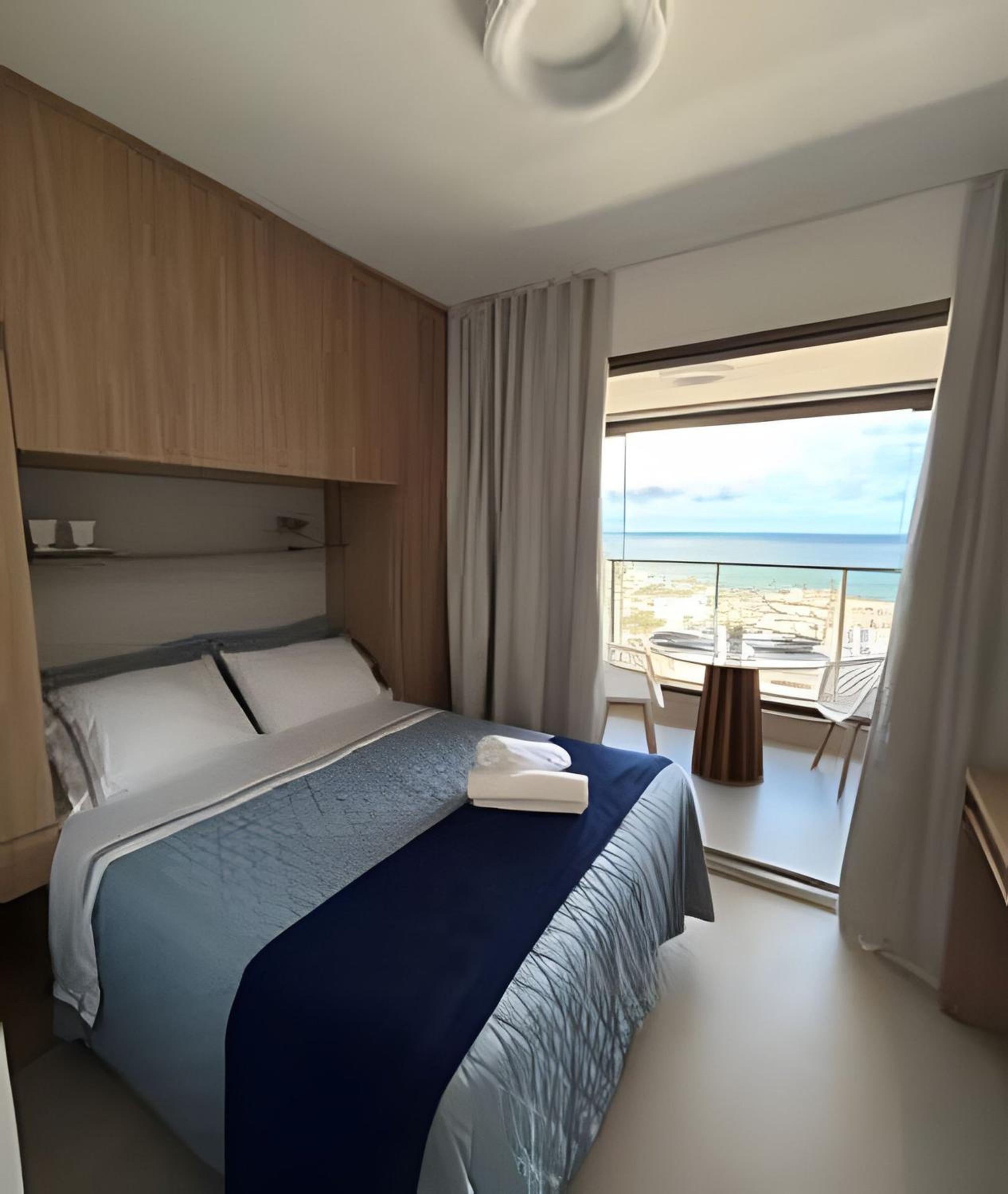 BLUE OASIS: Sea View in vibrant Rio Vermelho!
