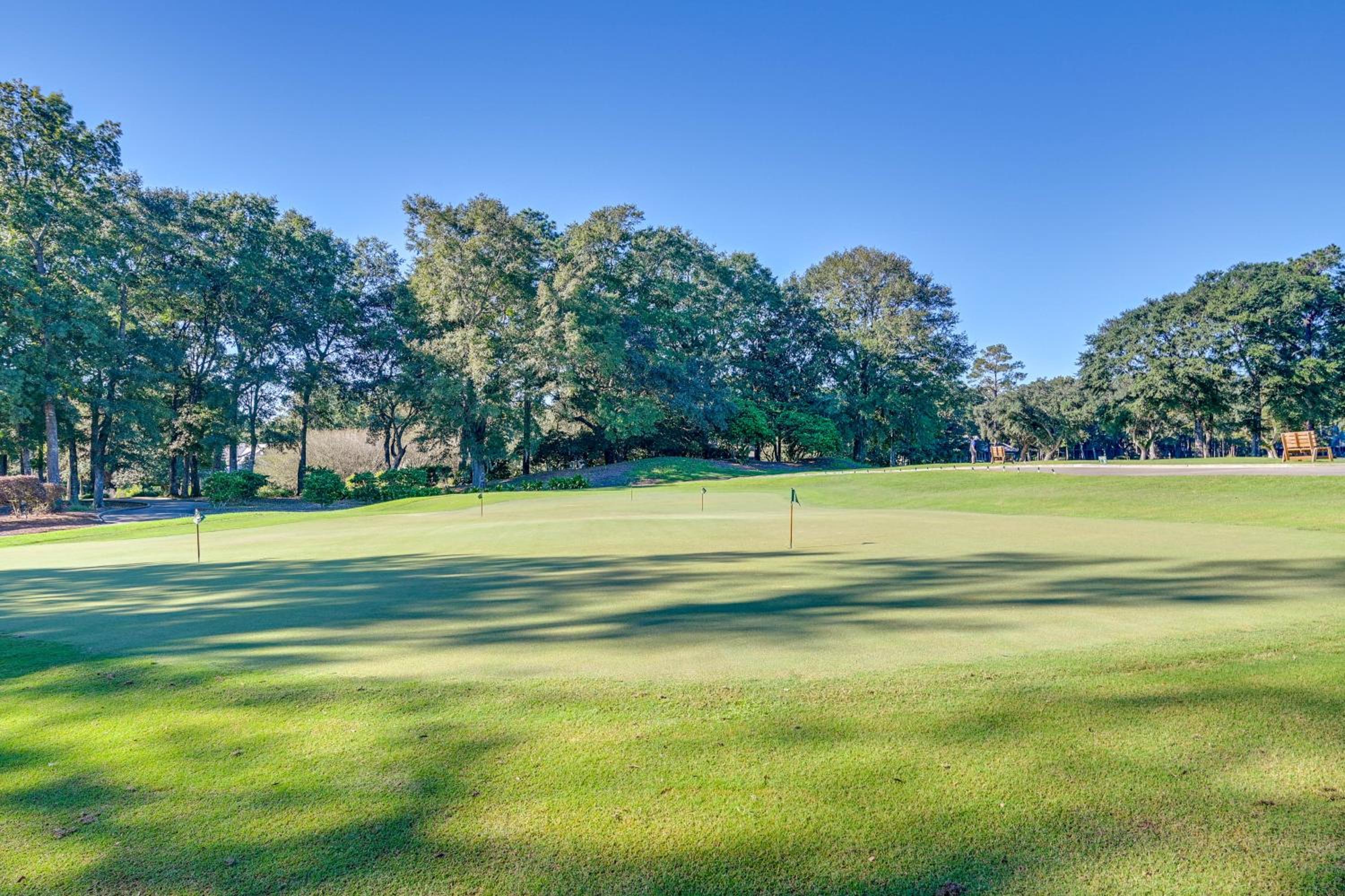 Paradise on Pawleys Island - Golf, Beach and Pool!