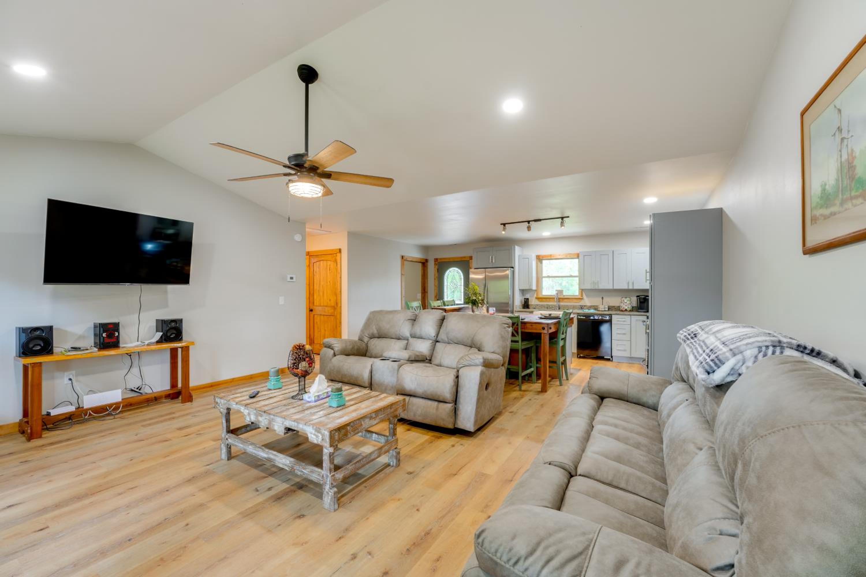 Families Welcome! Creekside Escape in Summerville