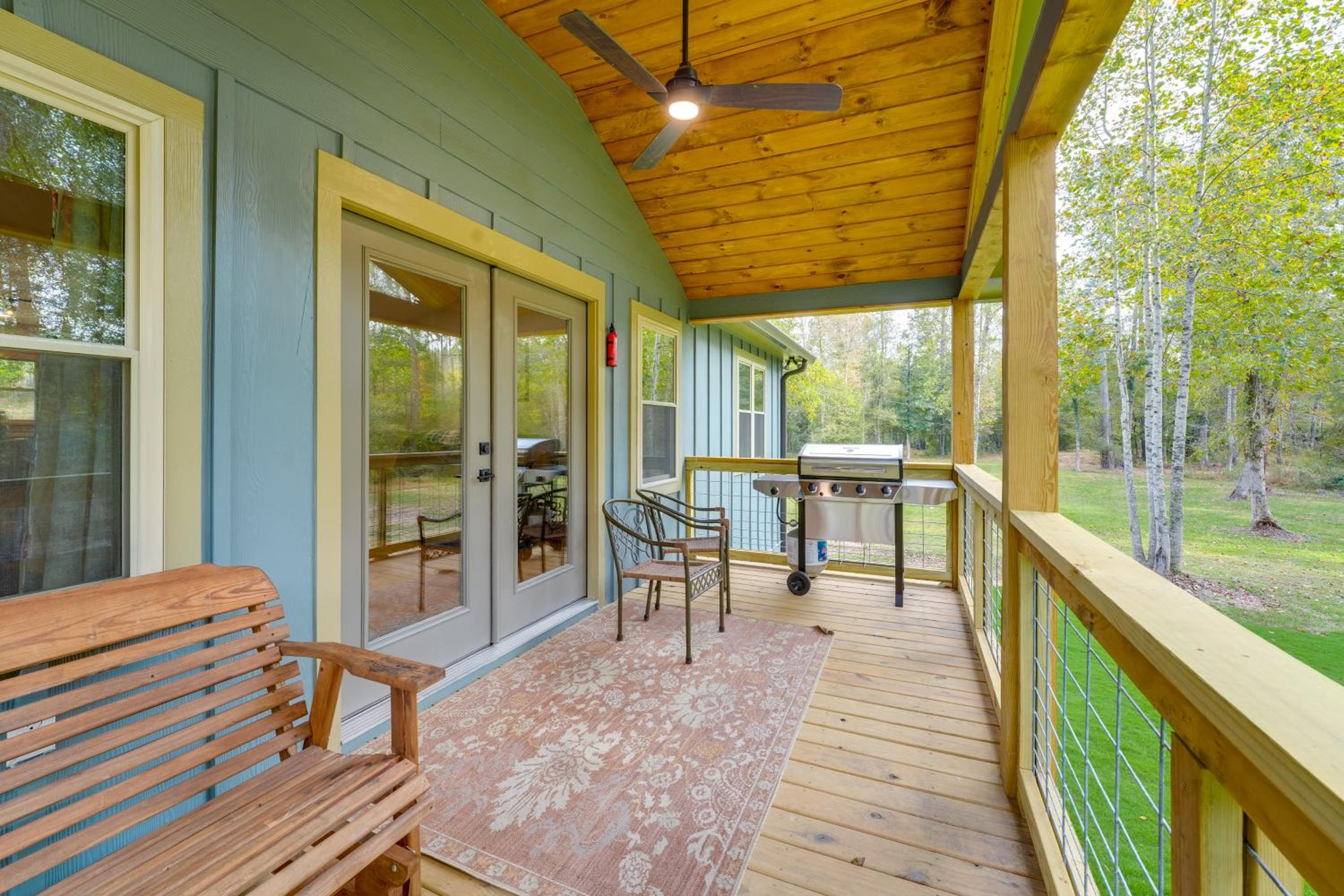 Families Welcome! Creekside Escape in Summerville