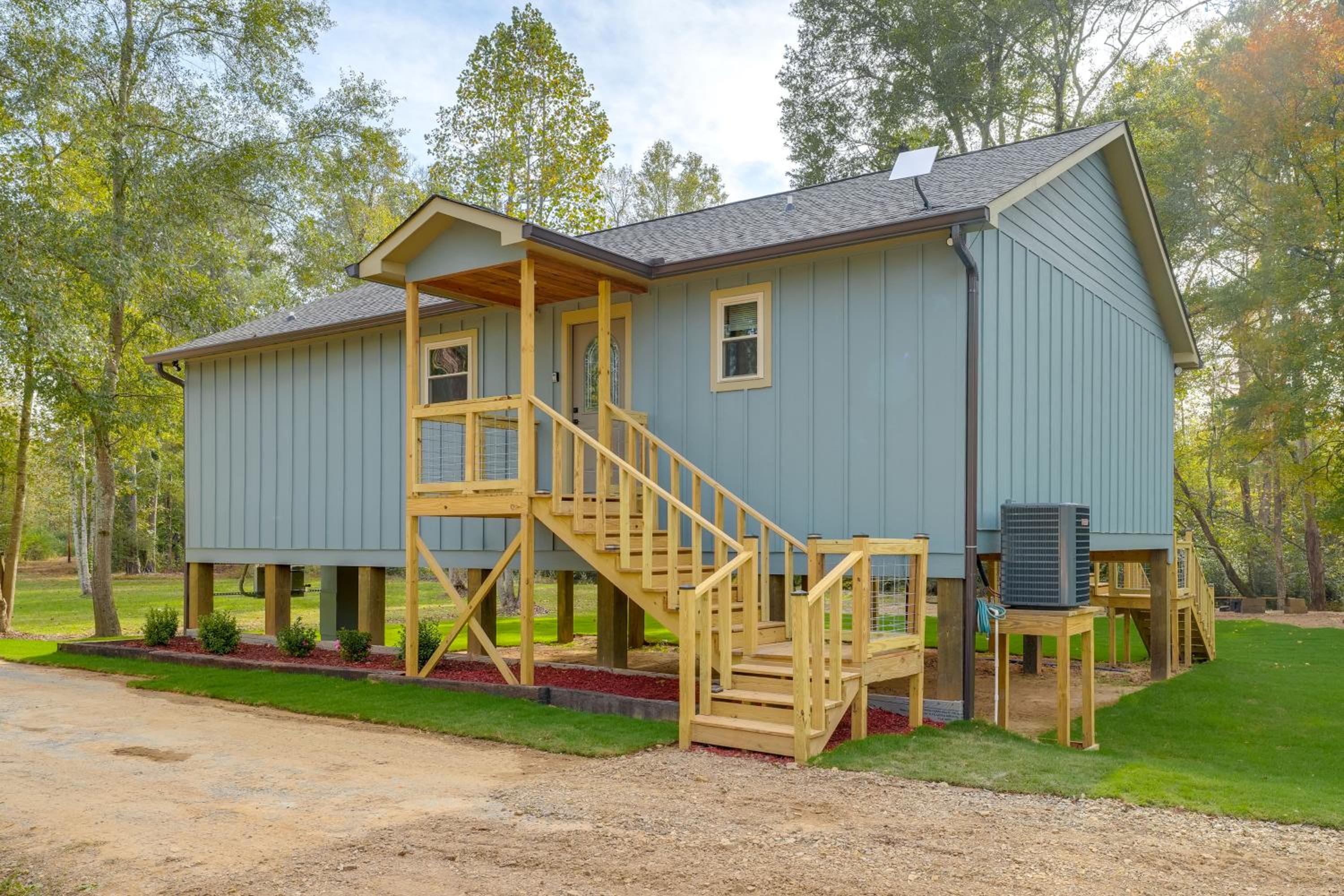 Families Welcome! Creekside Escape in Summerville