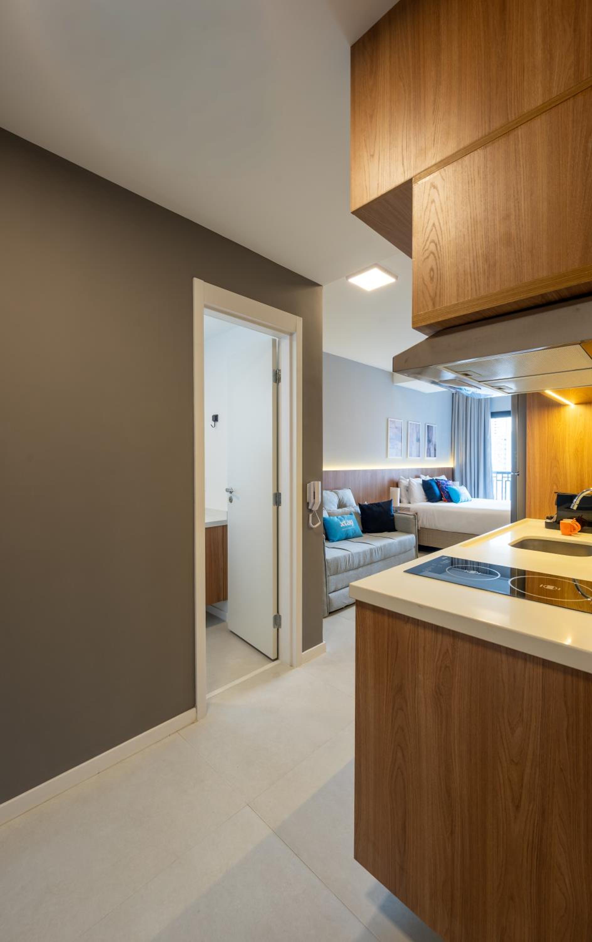 Upper West Perdizes by Xtay - Allianz Parque 500 m away: modern studio with kitchen and city view