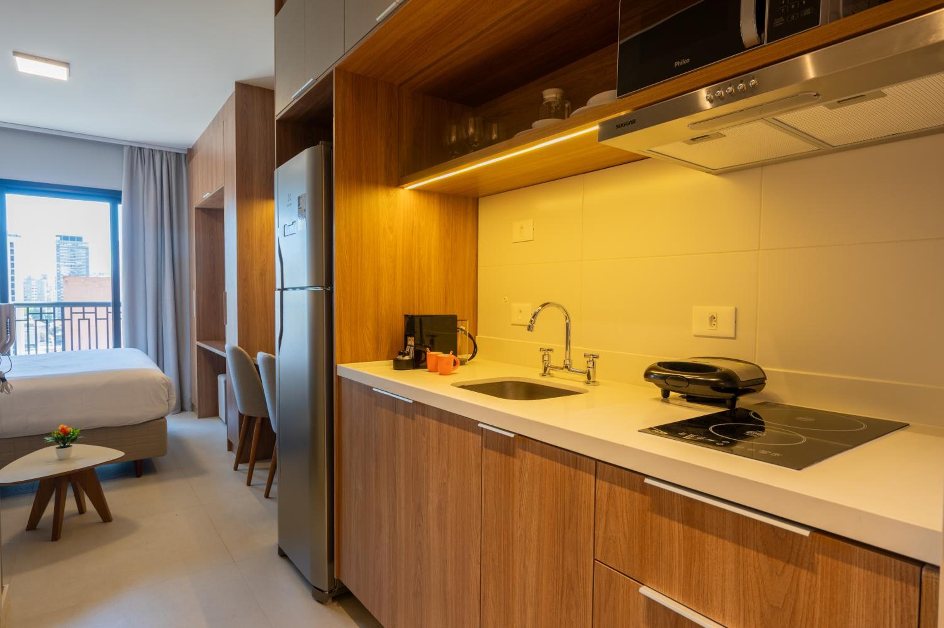 Upper West Perdizes by Xtay - Allianz Parque 500 m away: modern studio with kitchen and city view