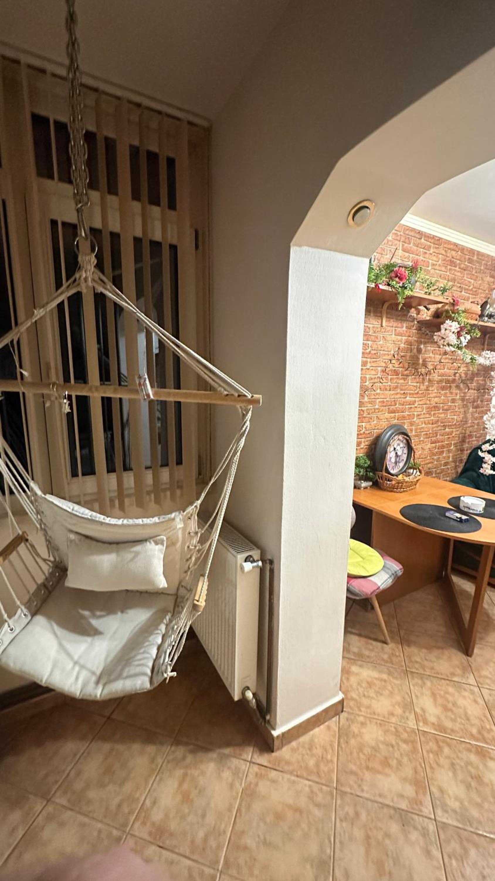 Charming Vintage Apartment 5 min to City Center Self Check-in