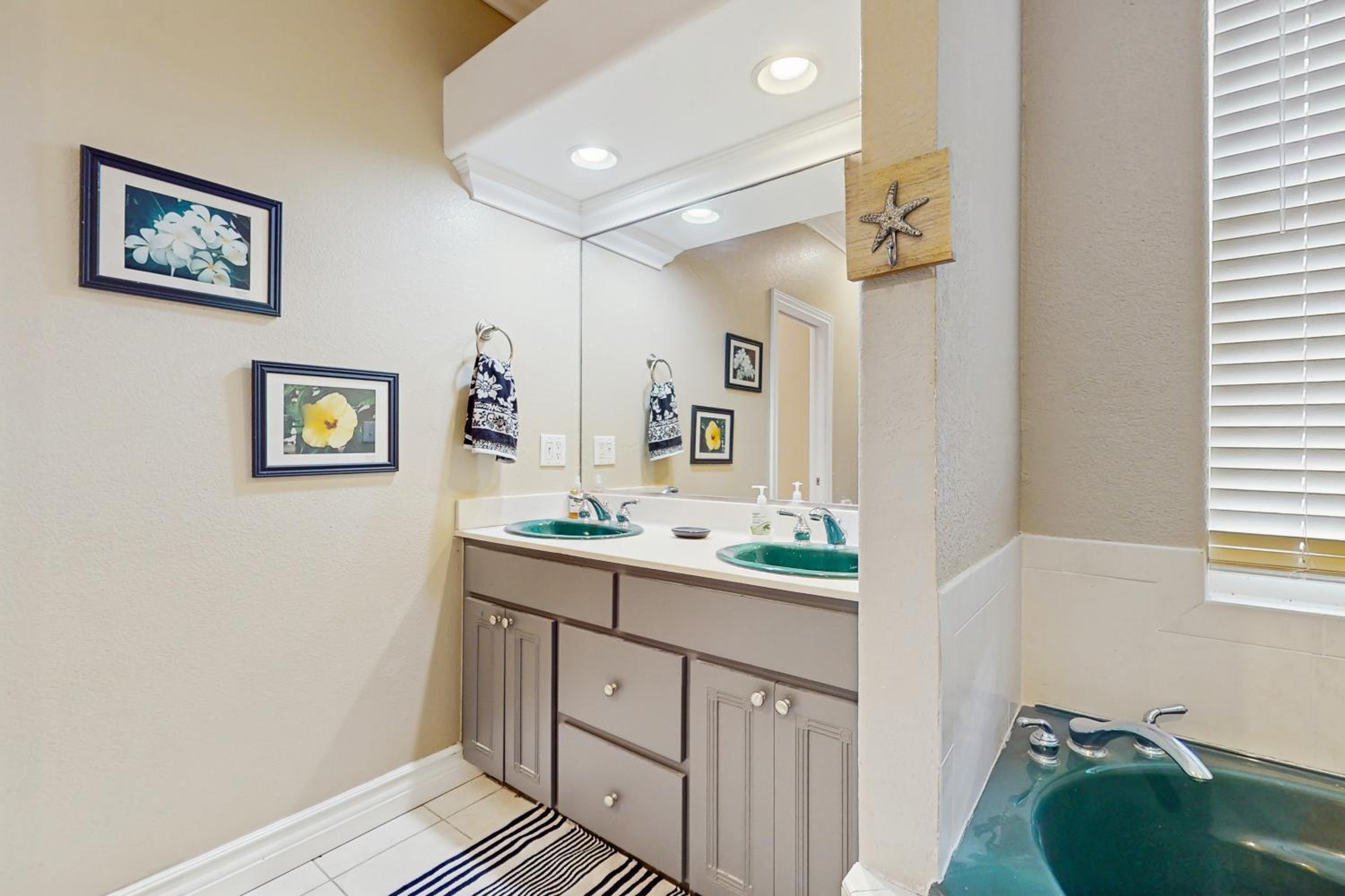 4BR Home with Outdoor Patio and In-Ground Pool