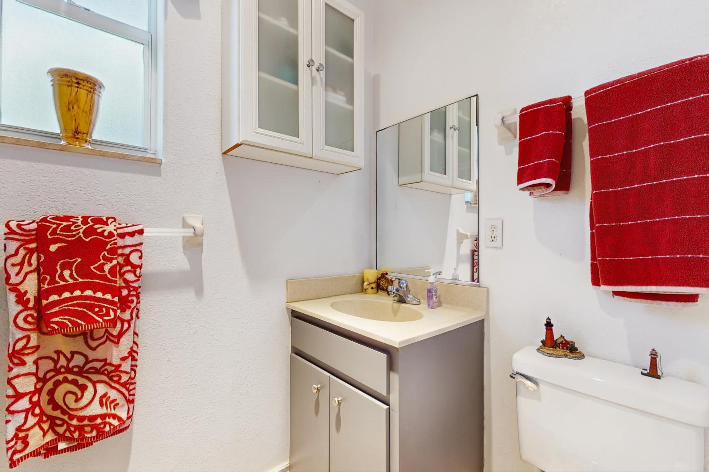 4BR Home with Outdoor Patio and In-Ground Pool
