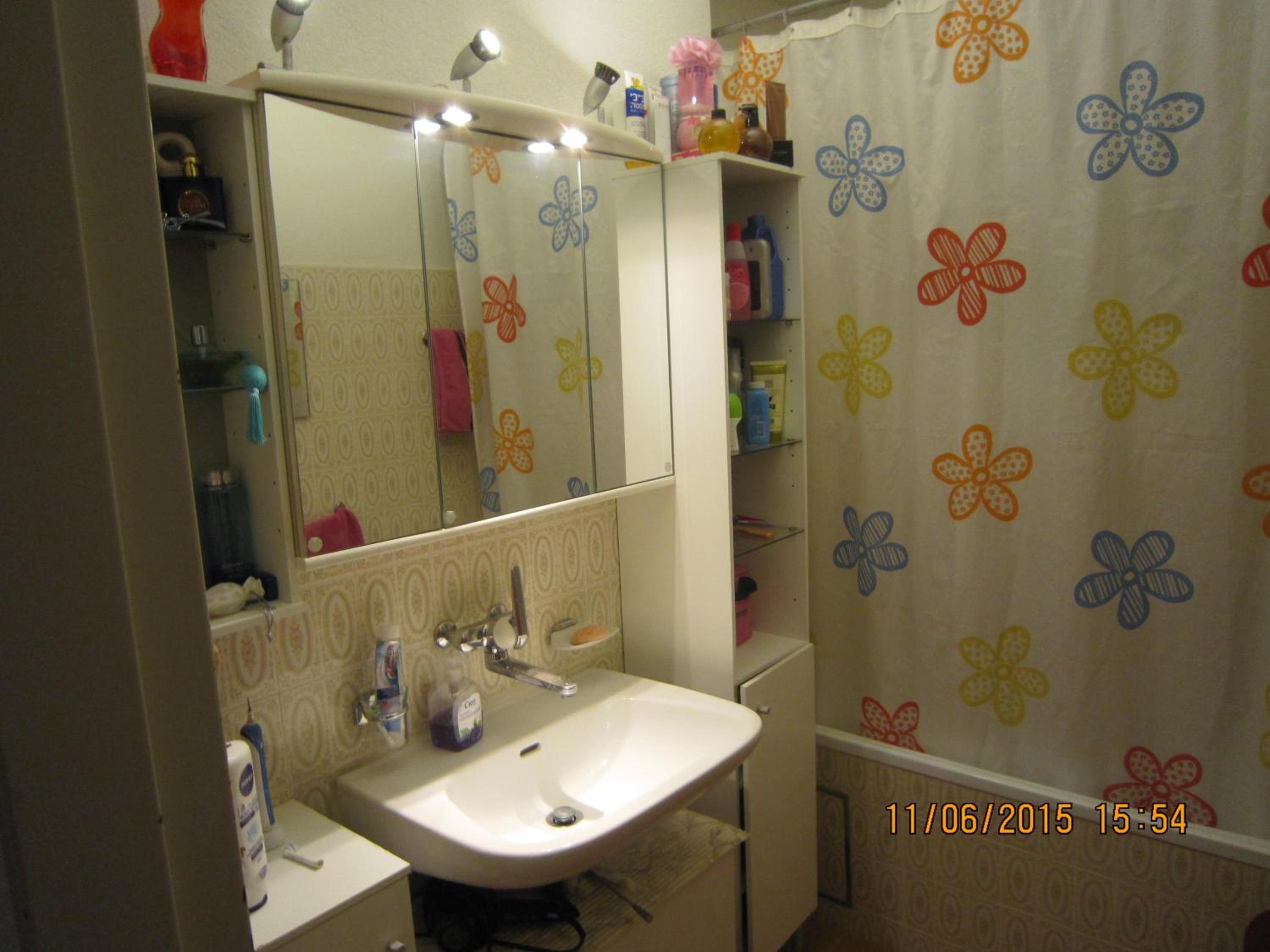 Schönes Zimmer in der City Basel