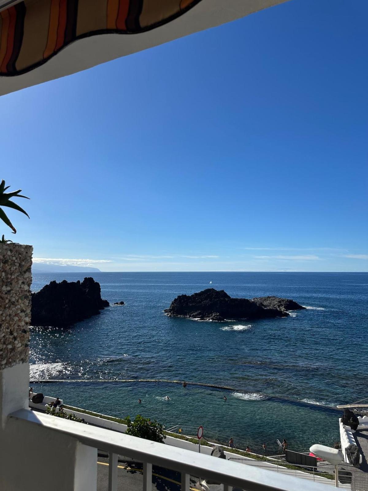 Apartamento acogedor con terraza frente al mar y vistas al Teide
