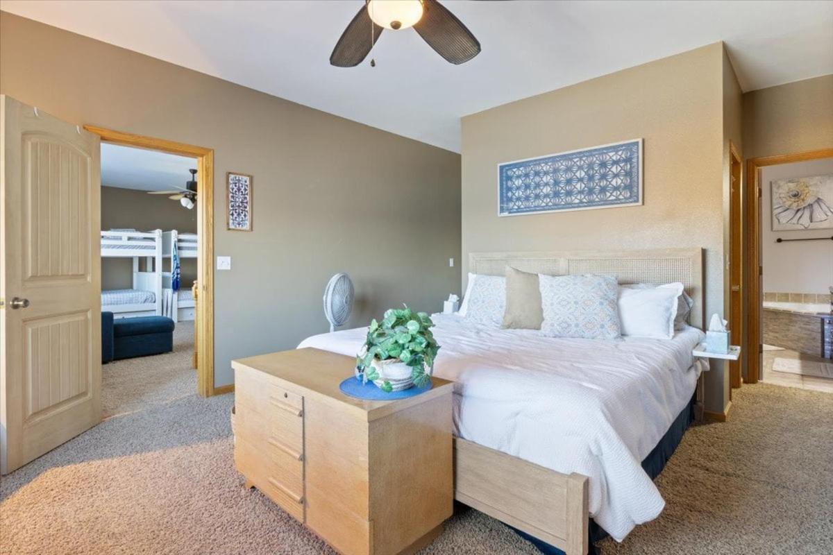 Lakefront Family Retreat w/ Views, Boat Slip