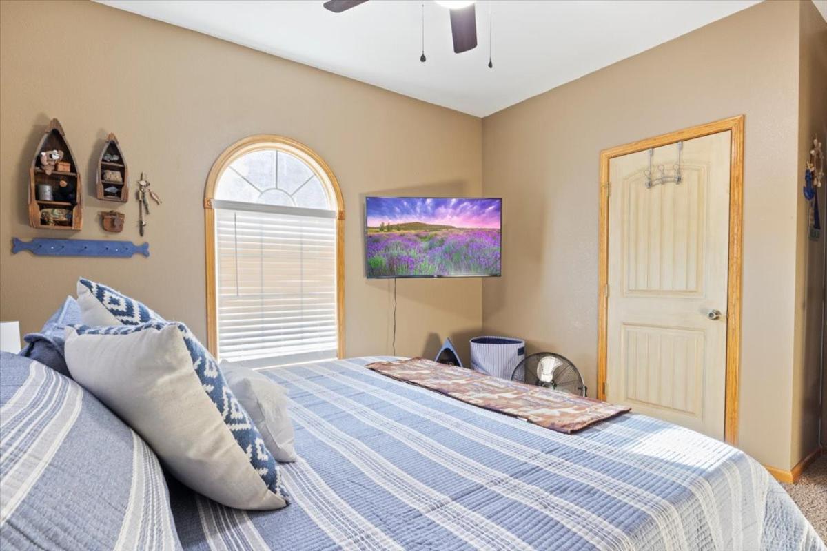 Lakefront Family Retreat w/ Views, Boat Slip