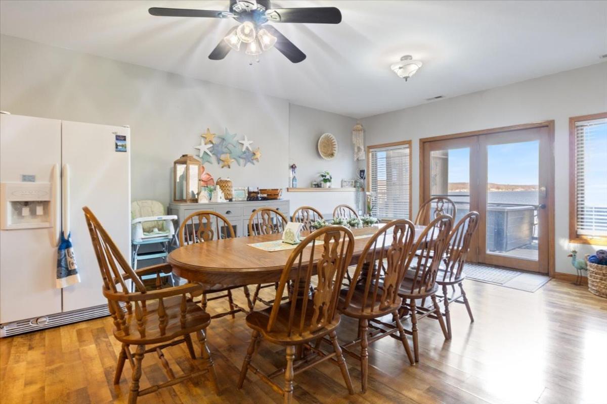 Lakefront Family Retreat w/ Views, Boat Slip