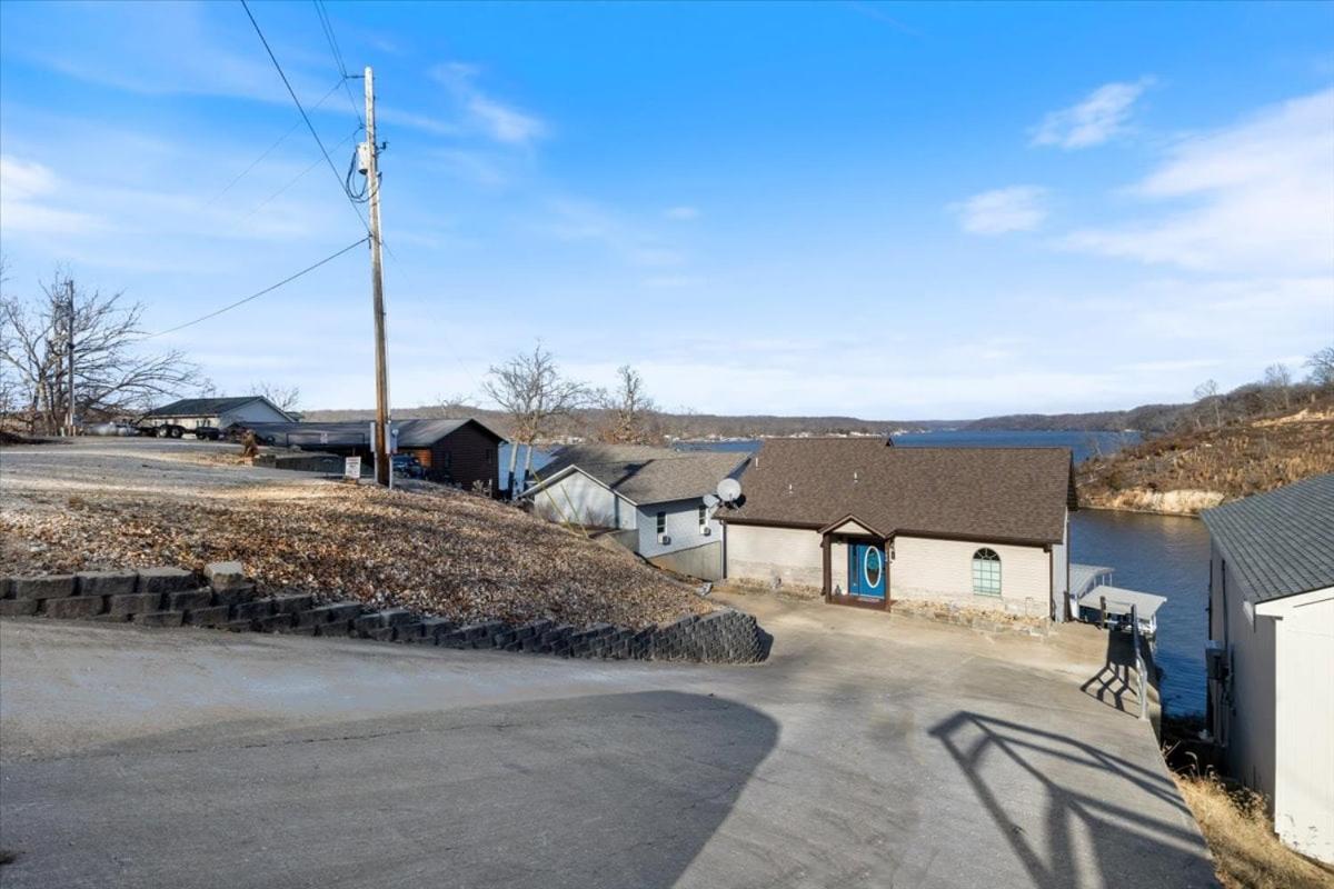 Lakefront Family Retreat w/ Views, Boat Slip