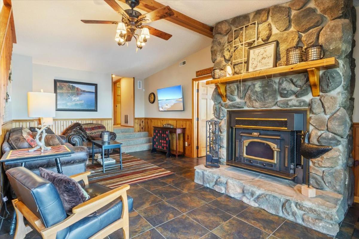 Cozy Digs Lake Lodge w/ 2 Decks, Game Room, Private Dock & Boat Slip