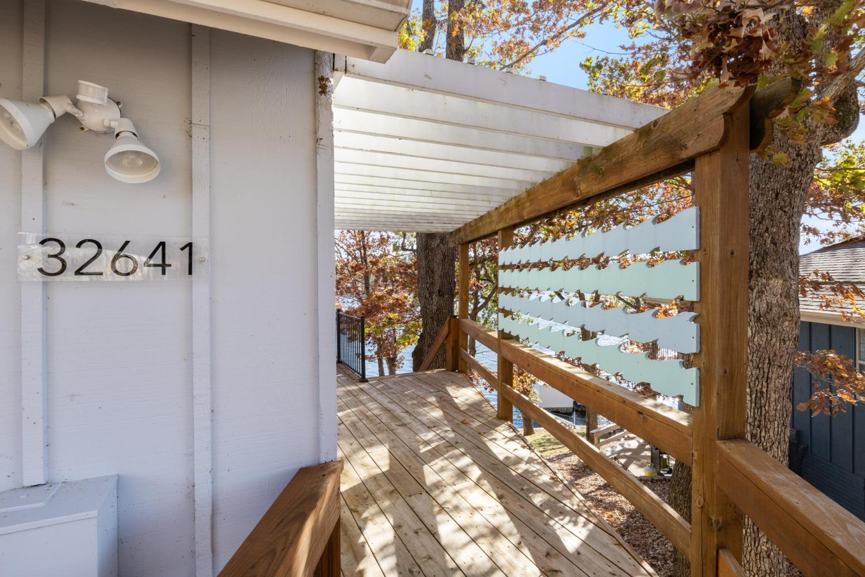 Firepit, Spacious Decks, Breathtaking Views
