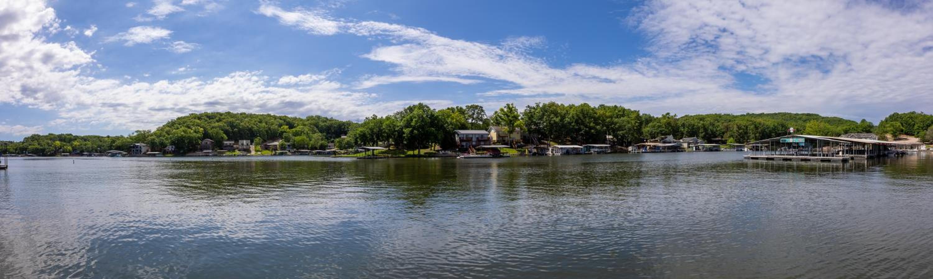Great Location & Lake Views, Boat Slip