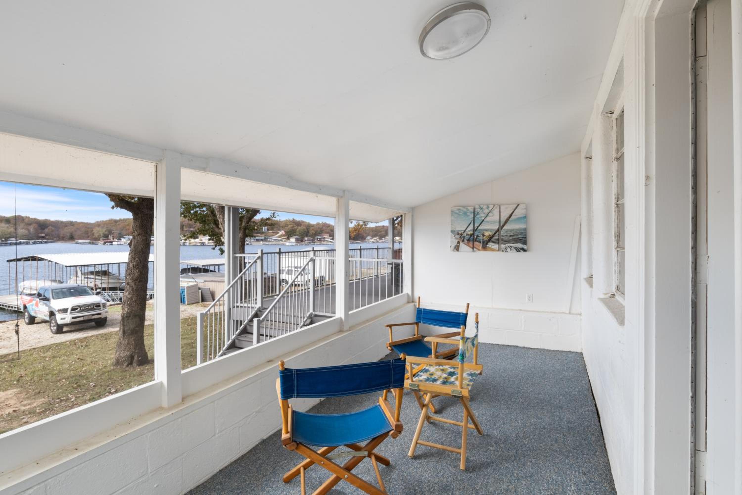 Sunset & Lake Views, Outdoor Dining & Seats