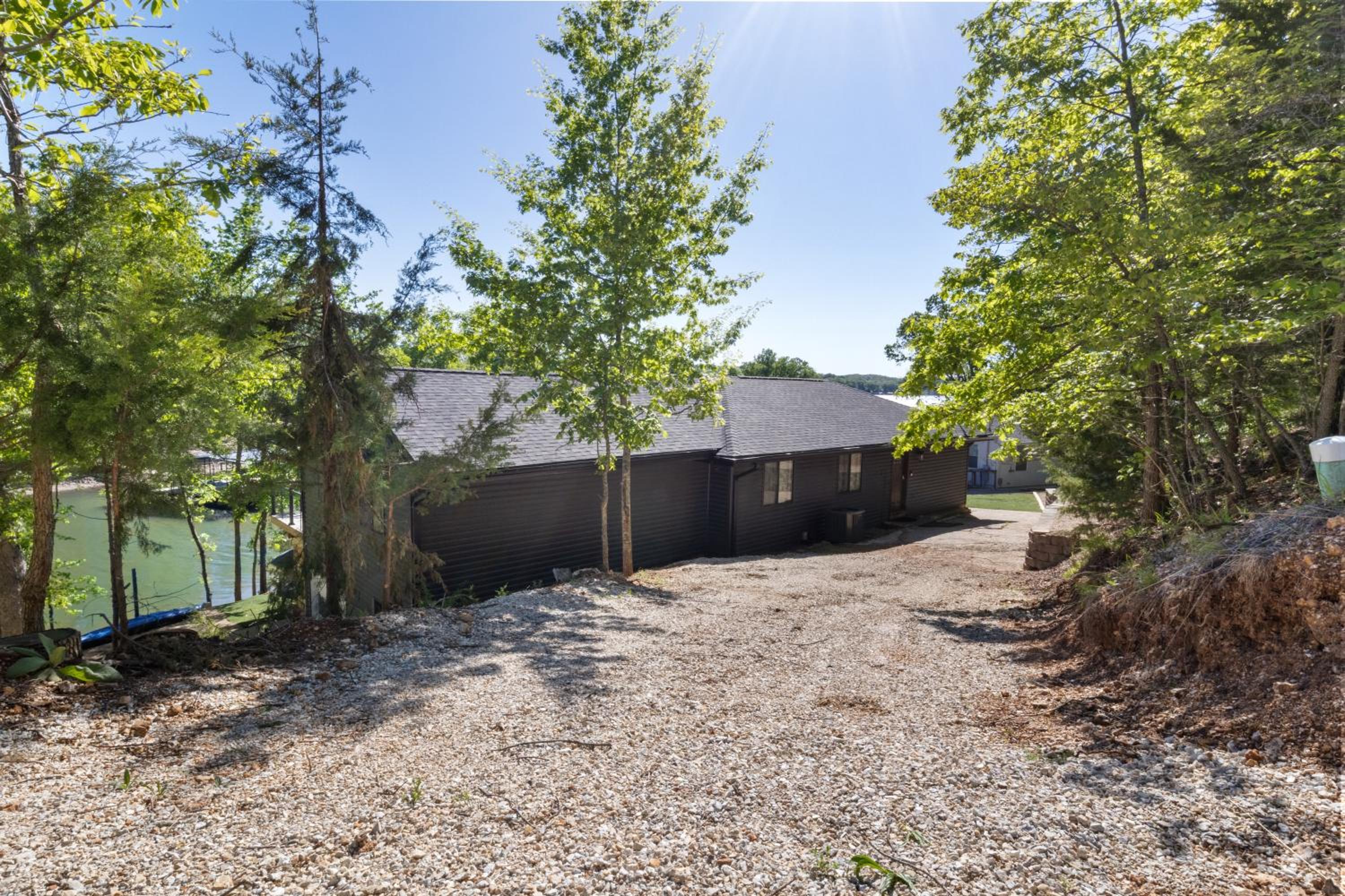 Firepit, Hot Tub, Games In & Out, Spacious