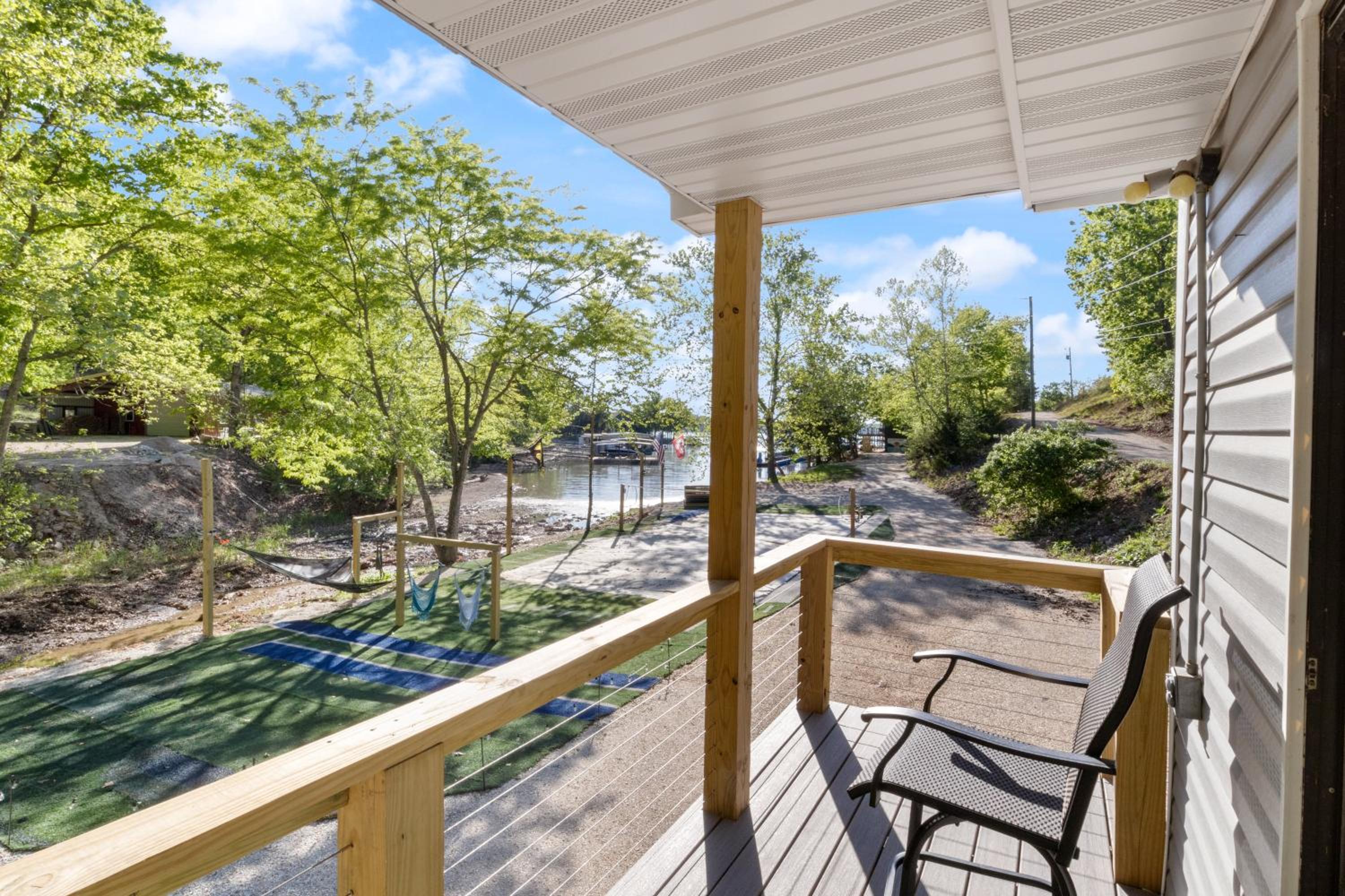 Firepit, Hot Tub, Games In & Out, Spacious