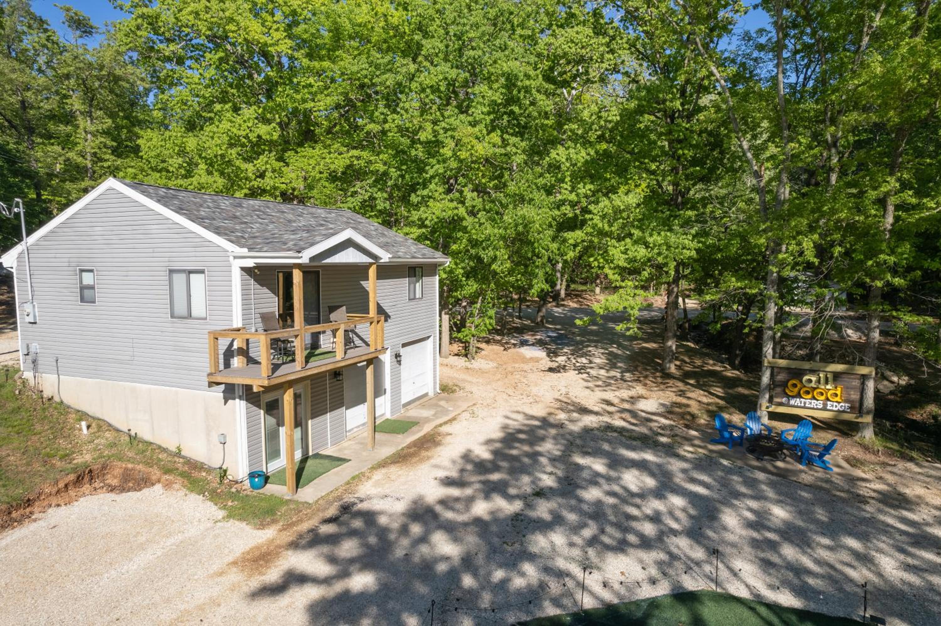 Firepit, Hot Tub, Games In & Out, Spacious