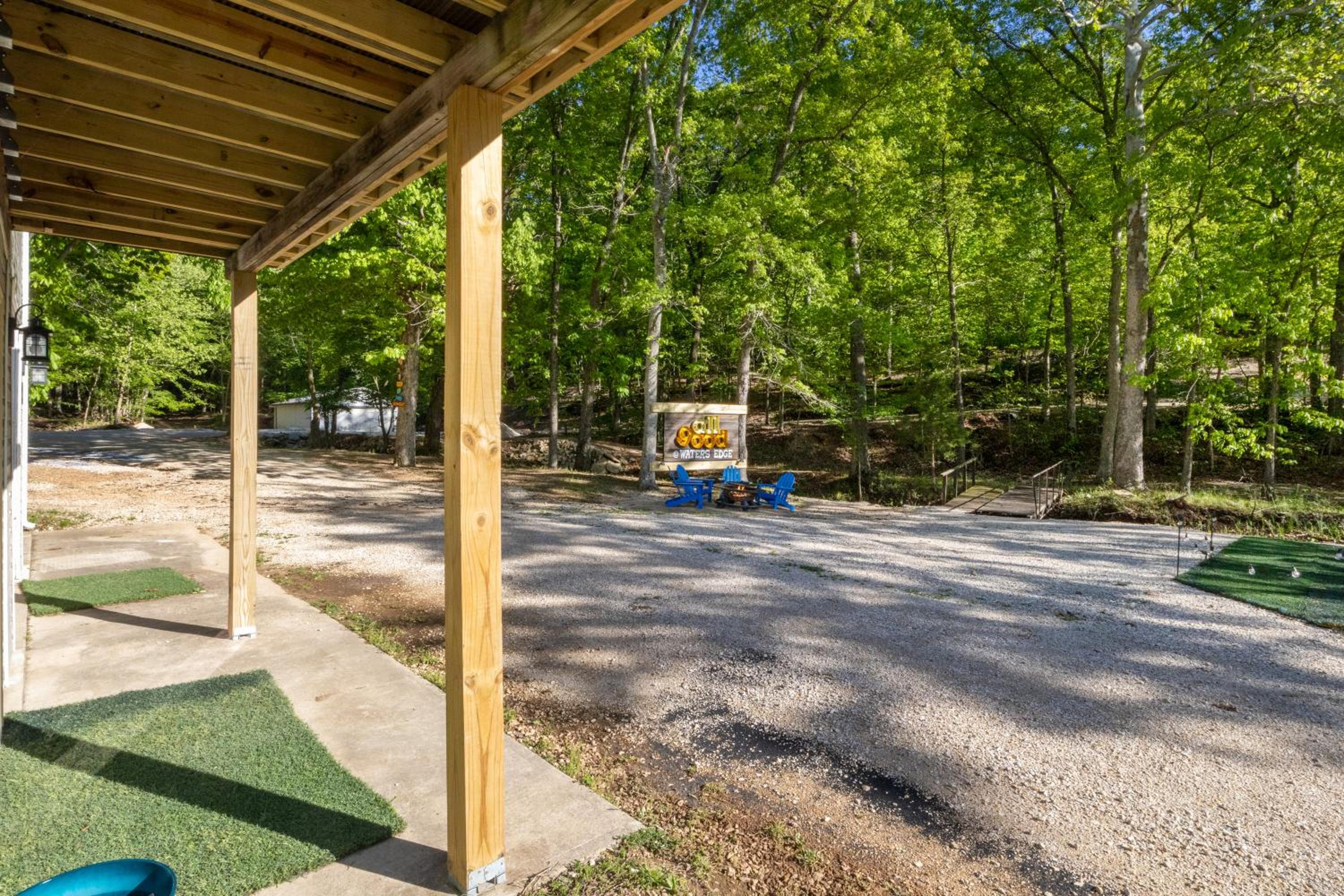 Firepit, Hot Tub, Games In & Out, Spacious