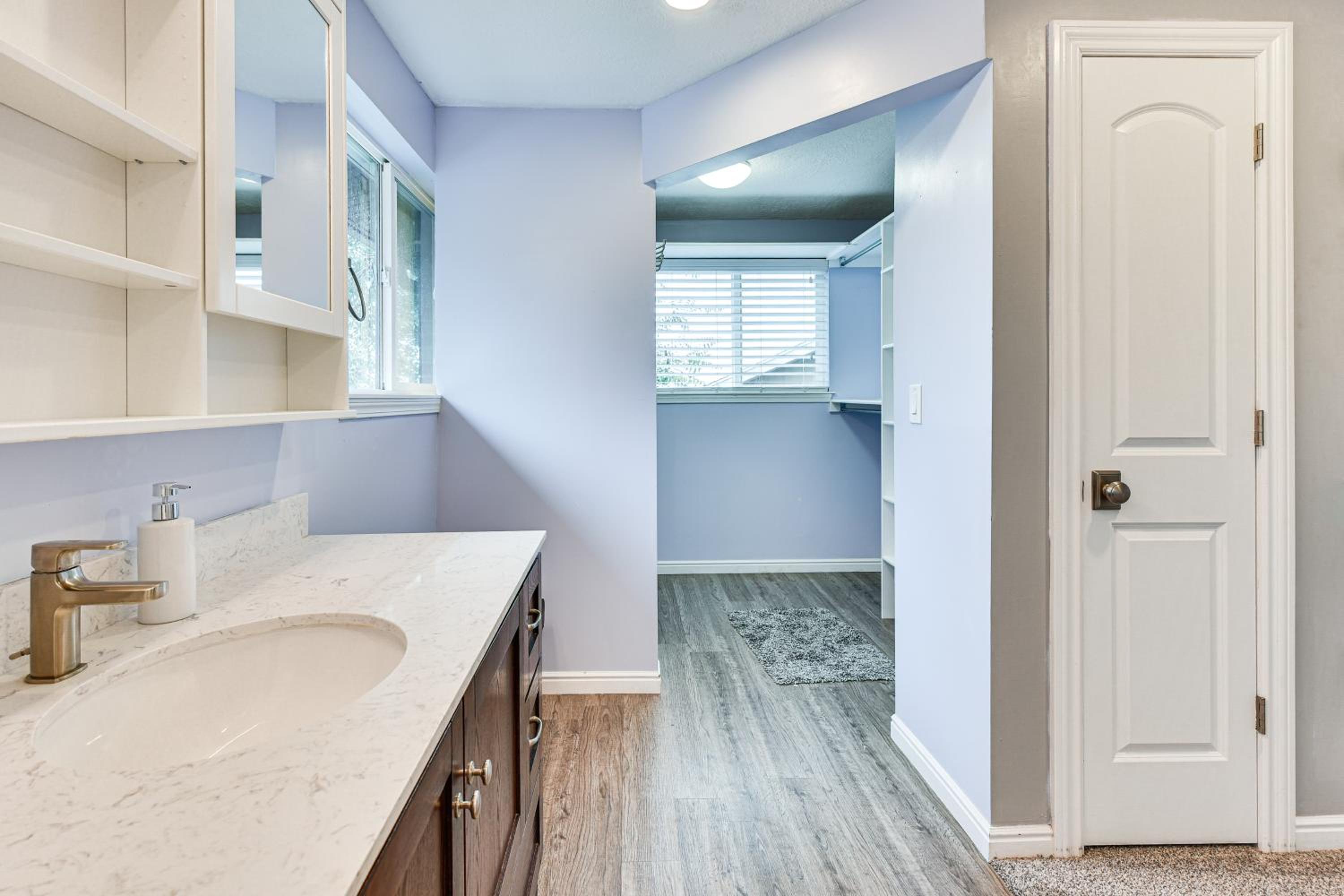 Mountain-View Retreat with Hot Tub in Centerville!