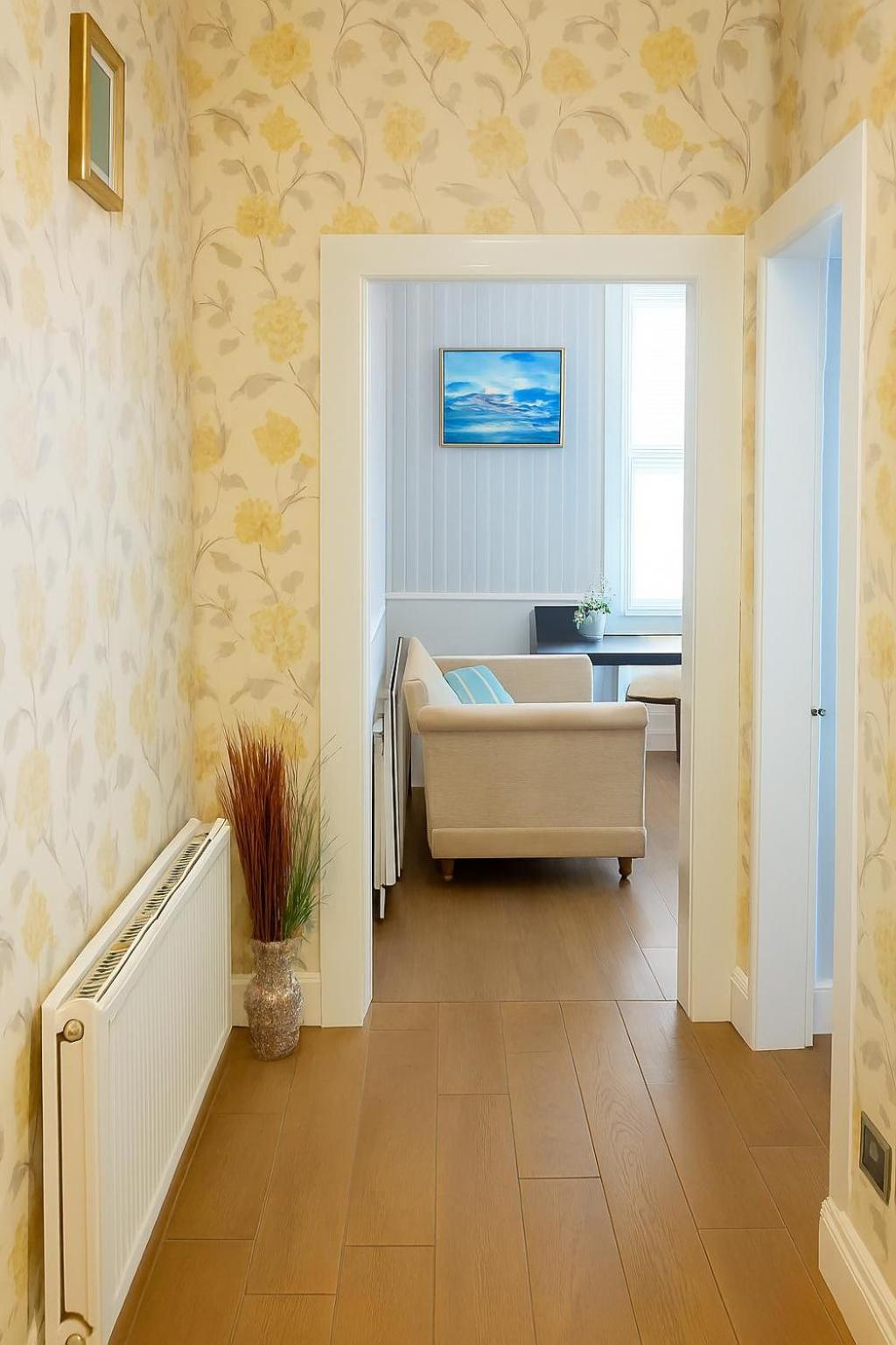 Edinburgh Hymarket 2bed modern apartment