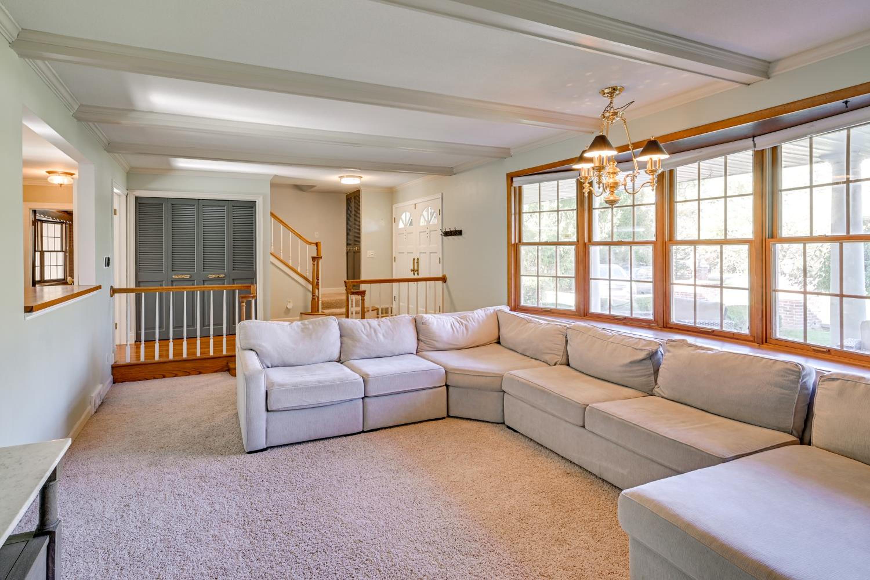 Pet Friendly Private Pool and Home Theater