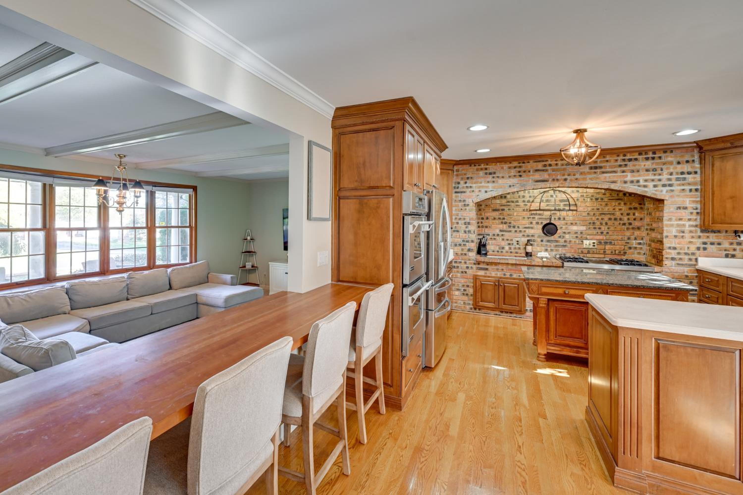 Pet Friendly Private Pool and Home Theater