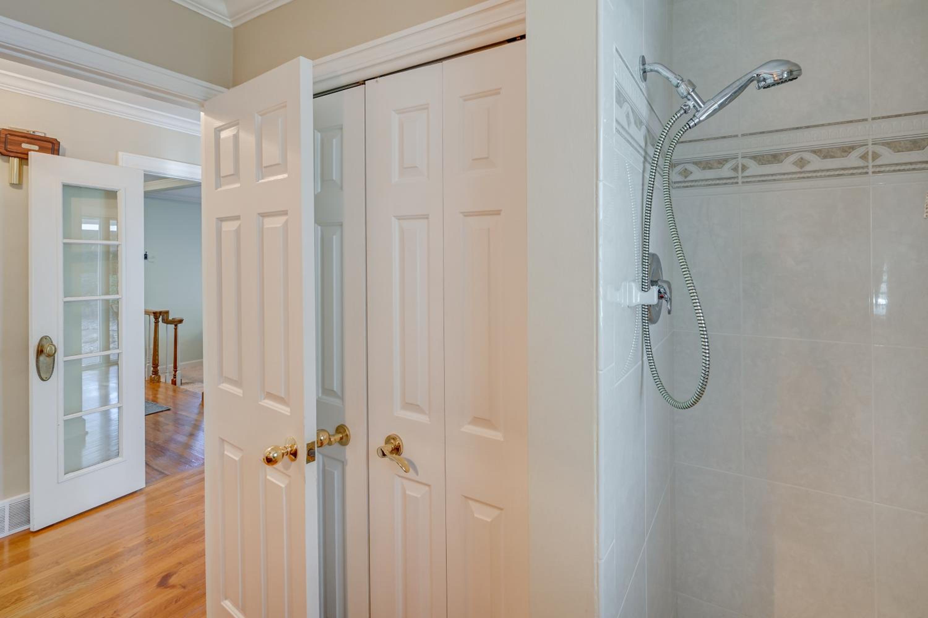 Pet Friendly Private Pool and Home Theater