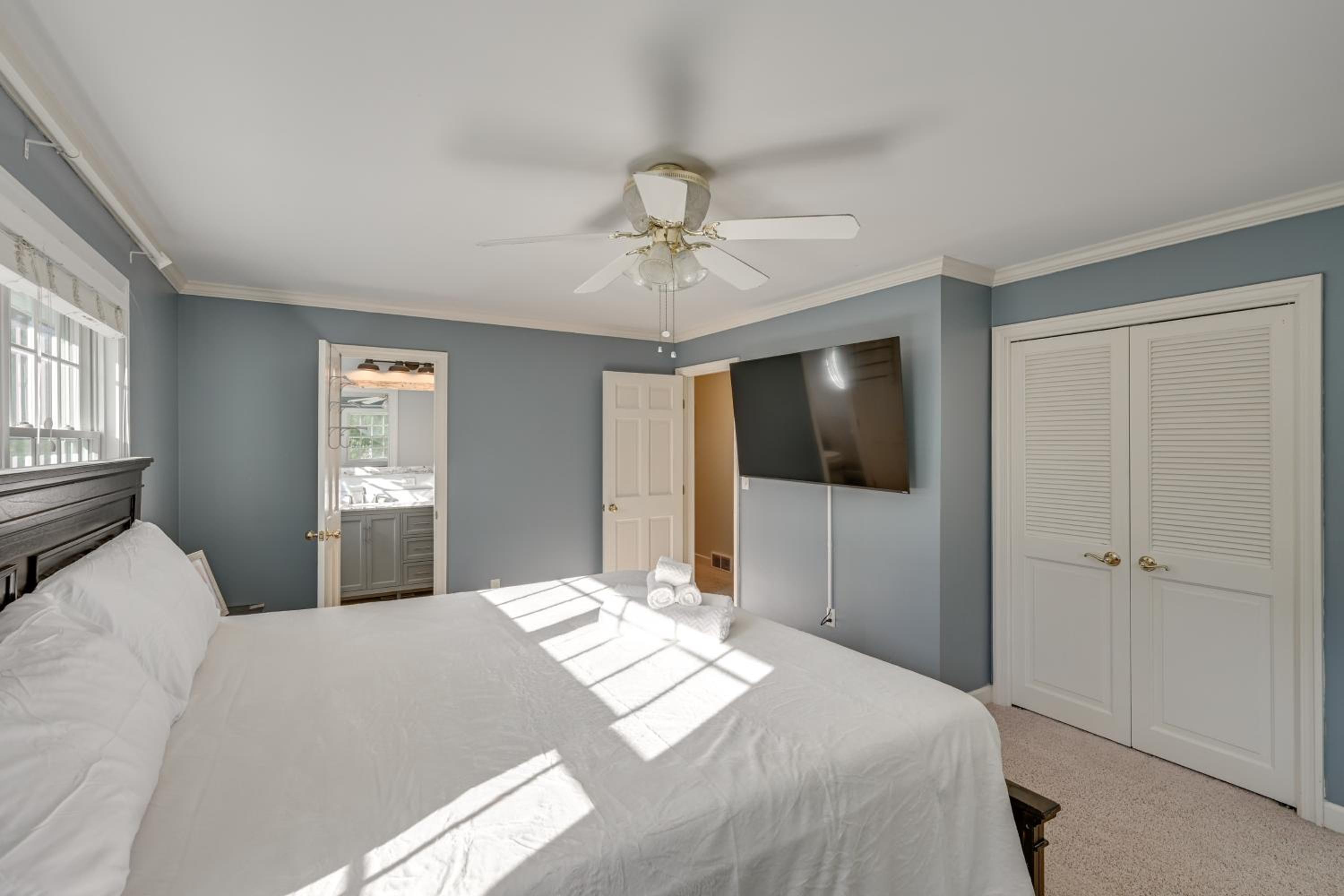 Pet Friendly Private Pool and Home Theater