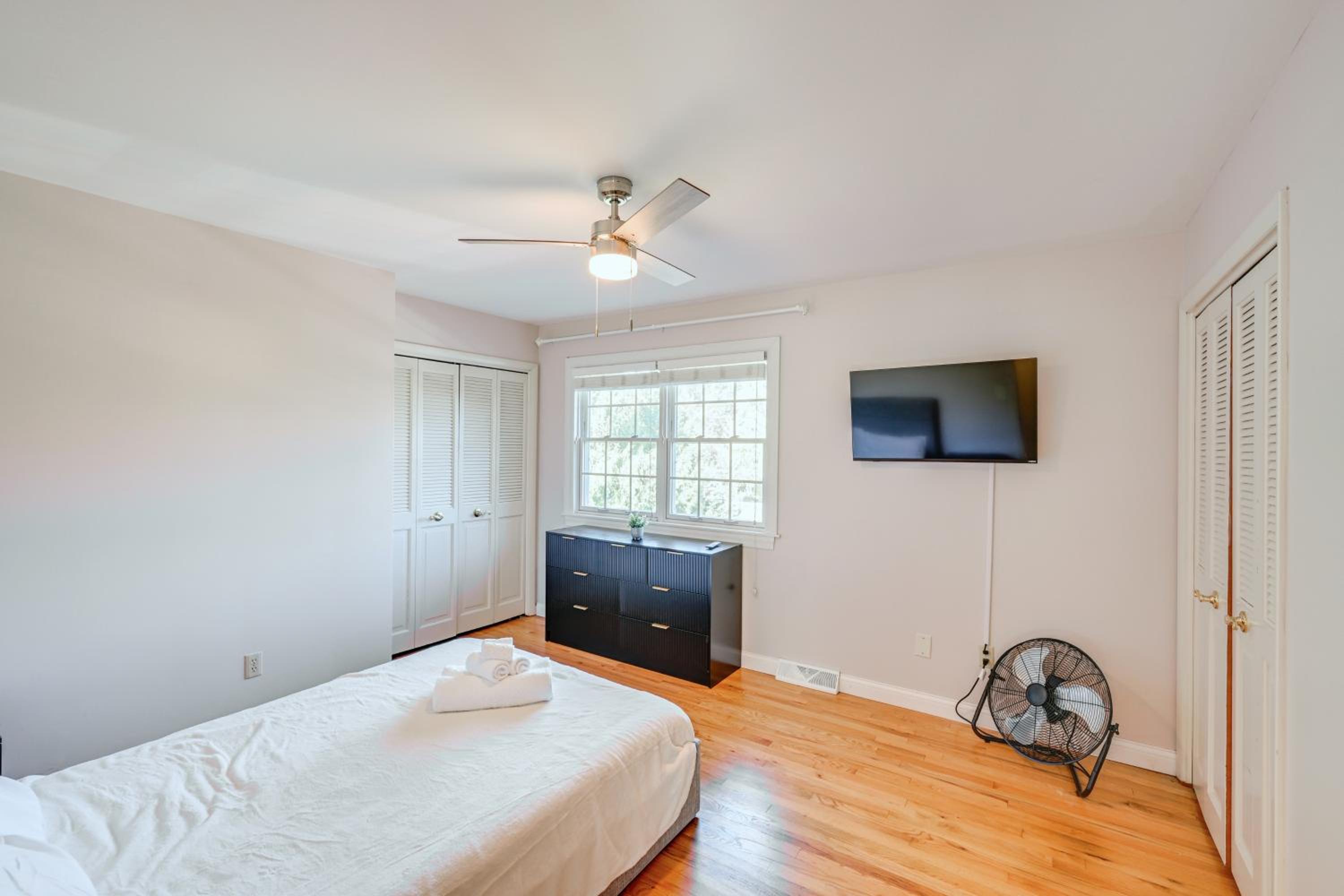 Pet Friendly Private Pool and Home Theater