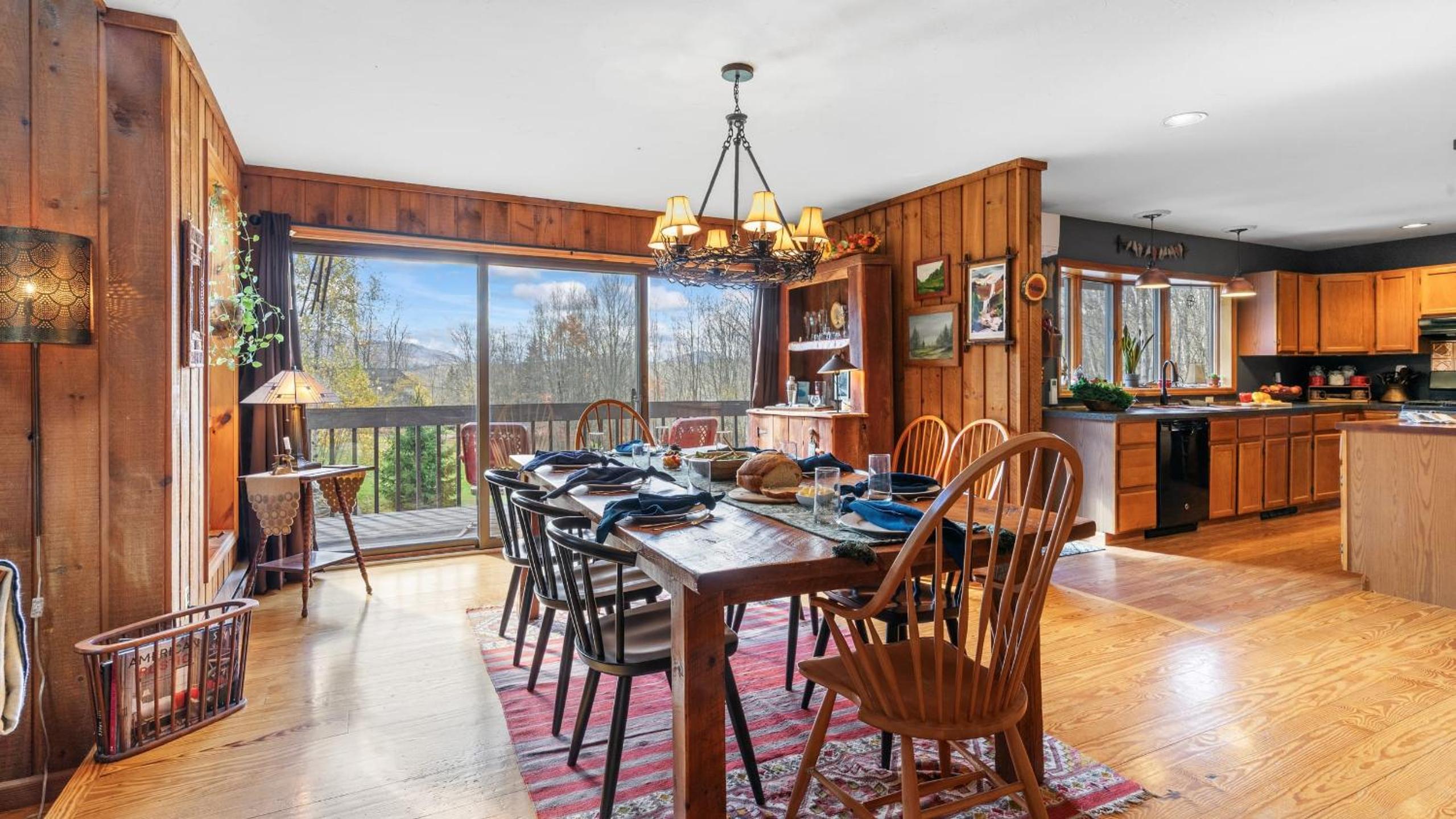 Secluded Retreat w Pool Hot Tub Fire Pit Views Windham Mountain House