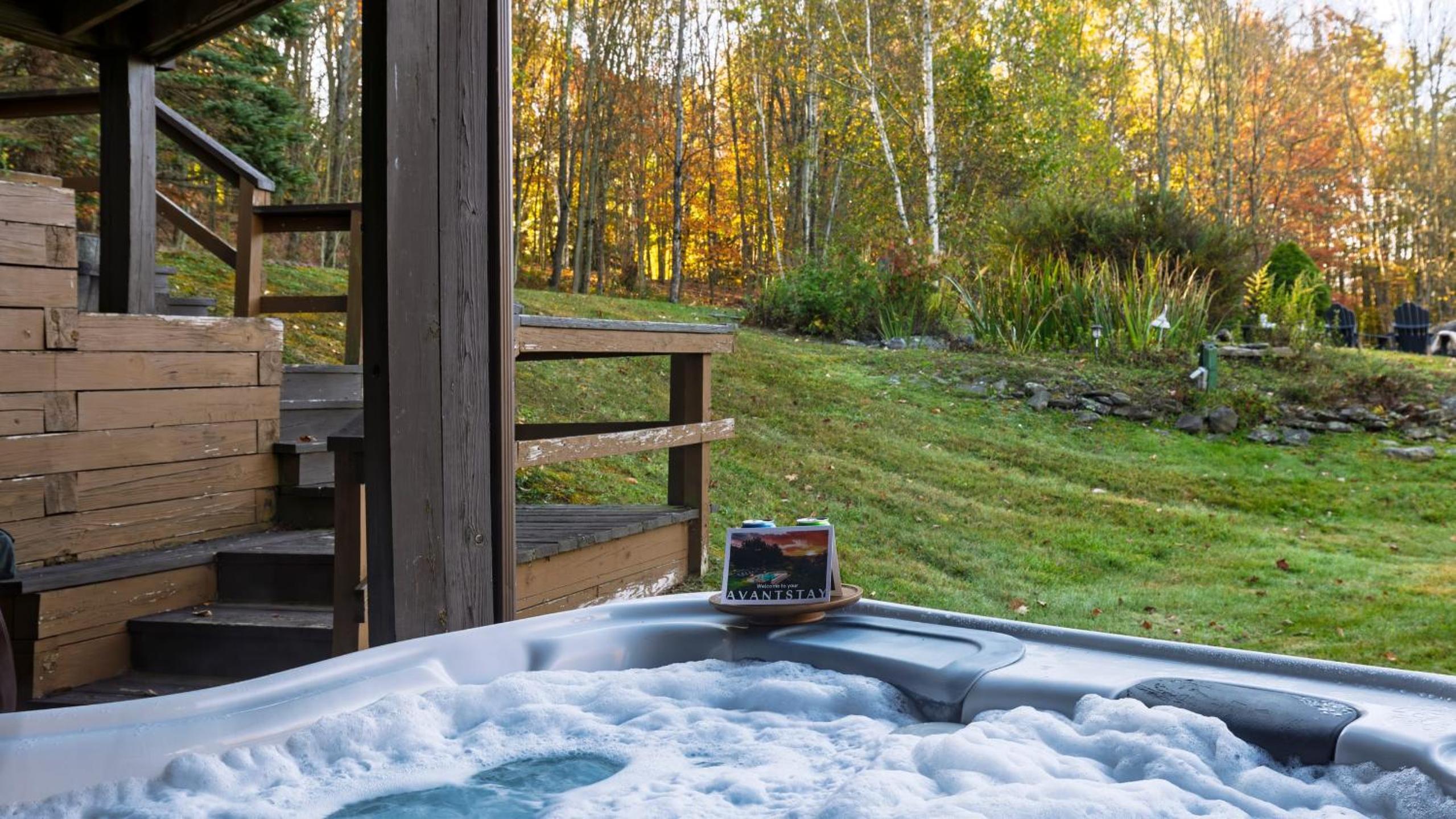 Secluded Retreat w Pool Hot Tub Fire Pit Views Windham Mountain House