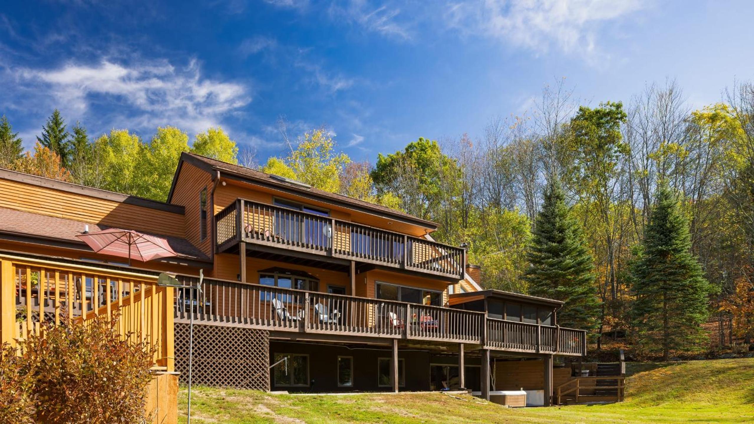 Secluded Retreat w Pool Hot Tub Fire Pit Views Windham Mountain House