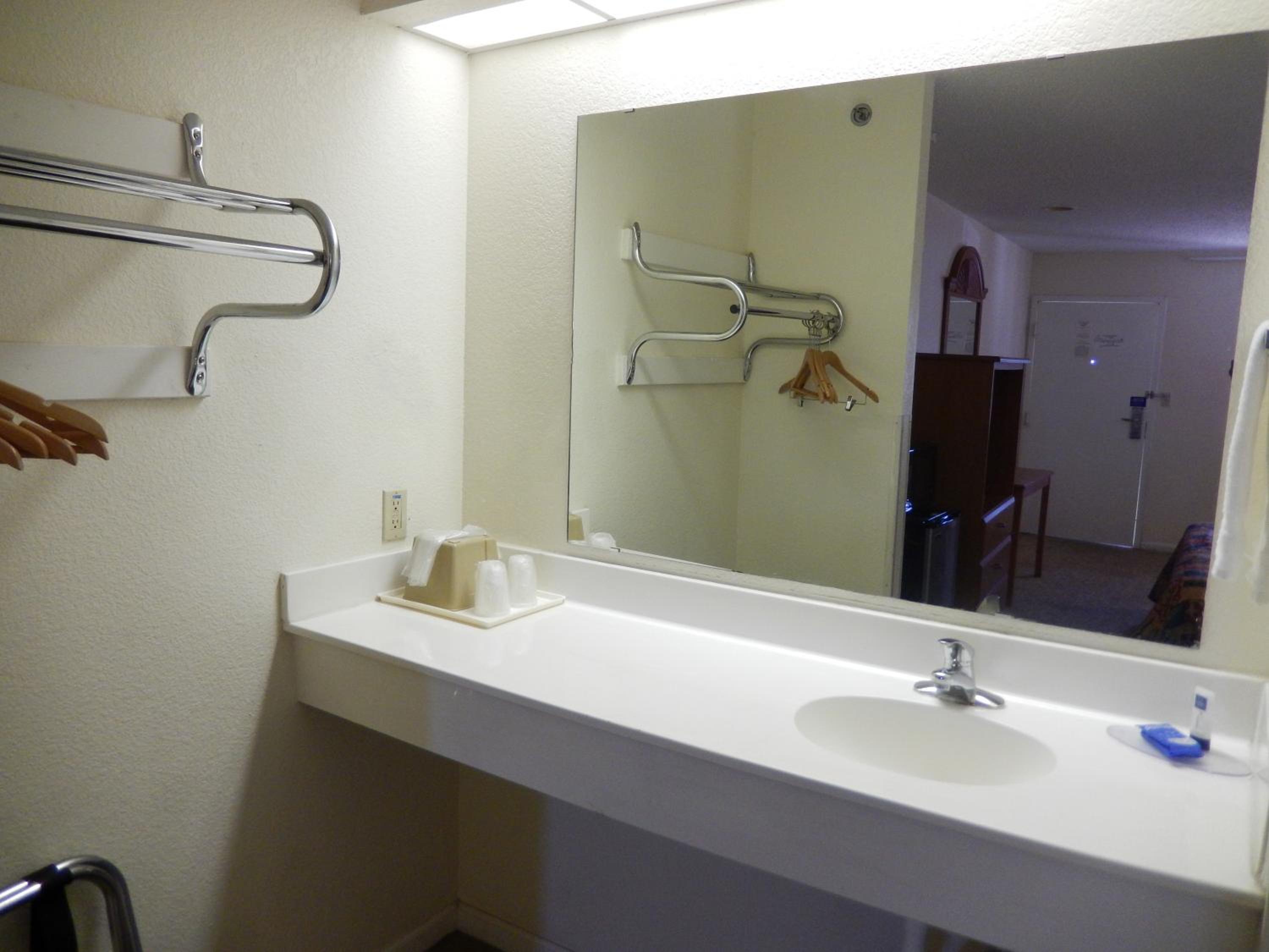 Motel 6-Azle, TX
