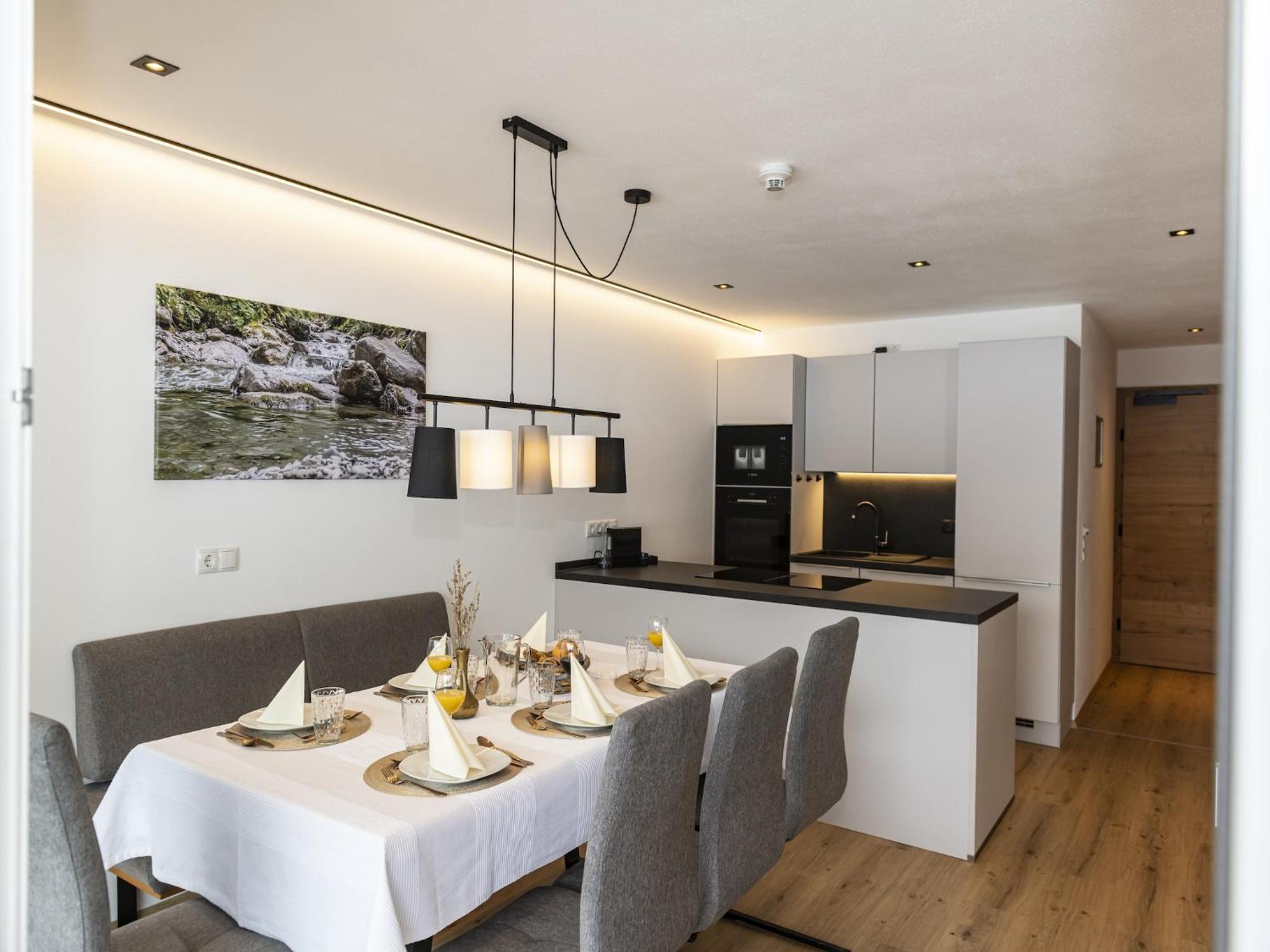 Alpine apartment with dream view & garden feeling