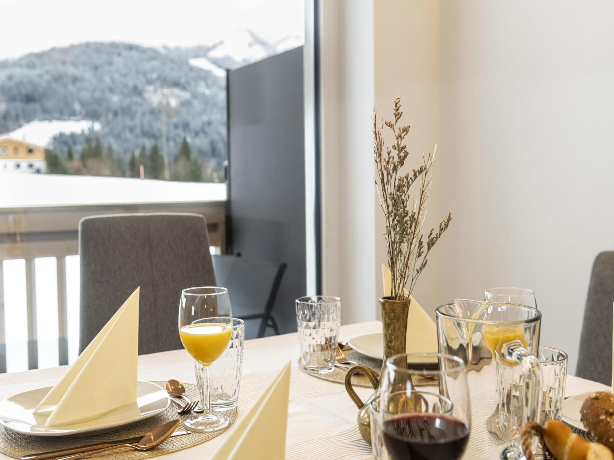 Alpine apartment with dream view & garden feeling