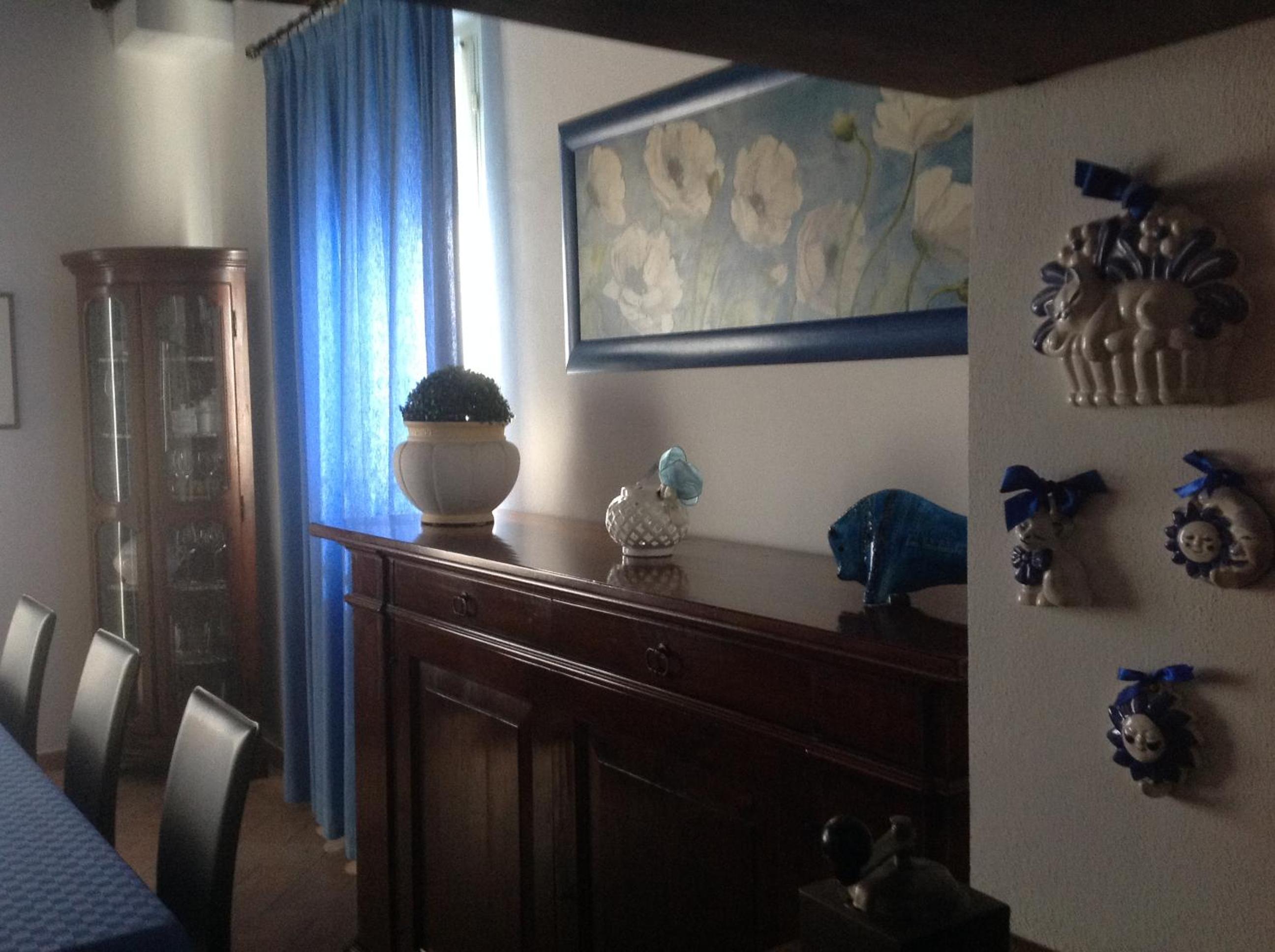B&B Smile view 3