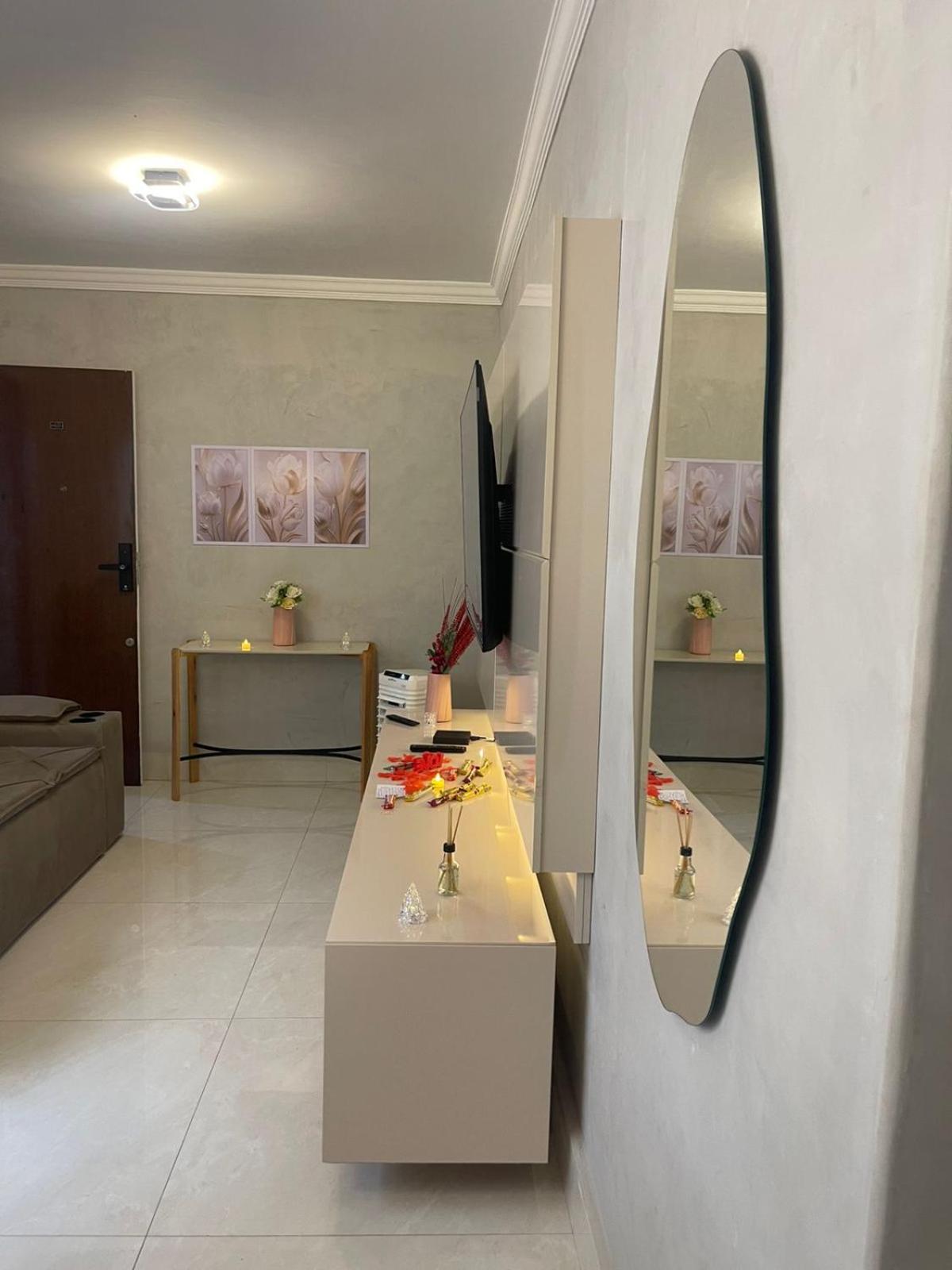 Apartamento Aconchegante e completo em Uberaba J & JF I