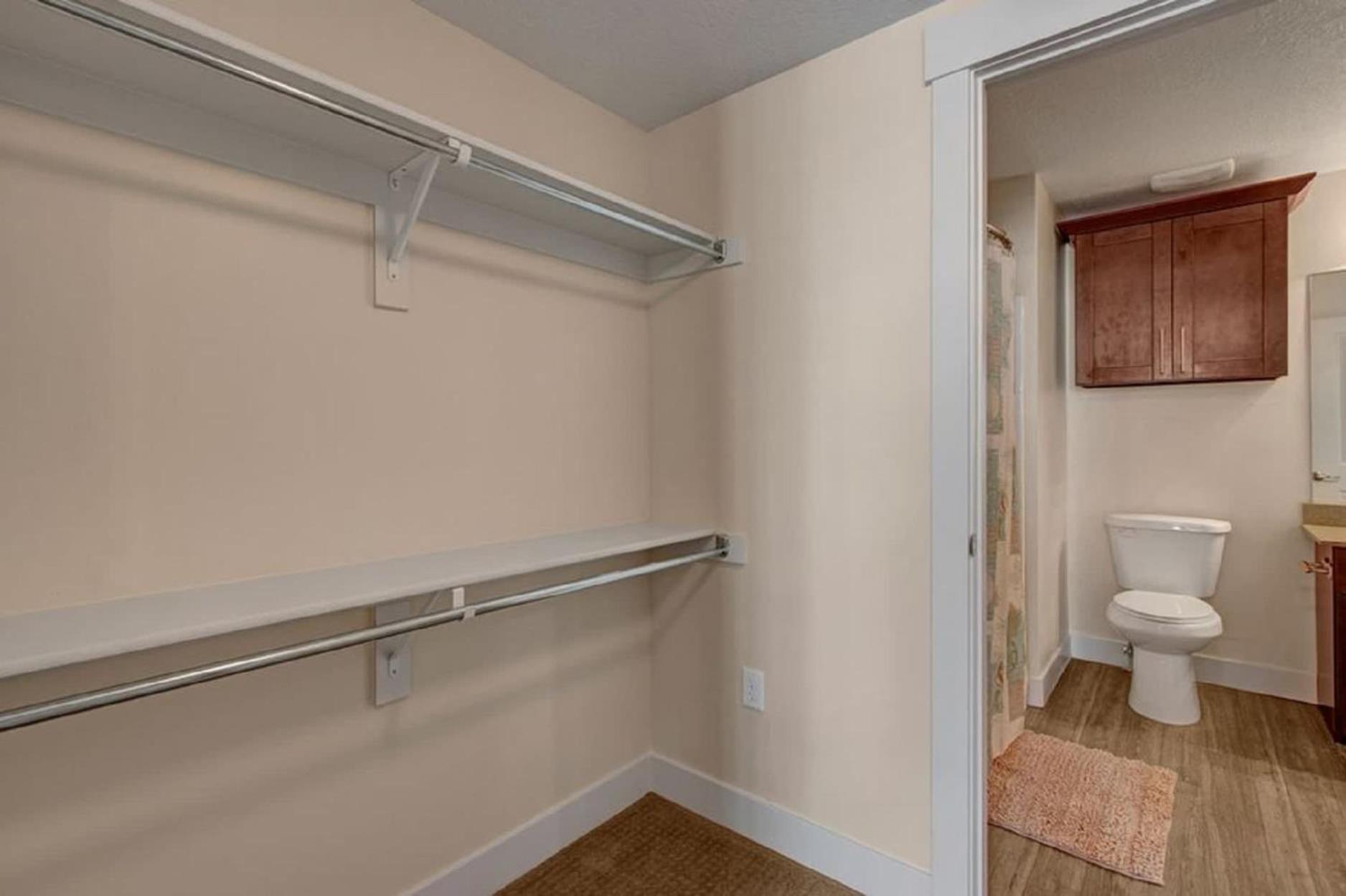 Spacious 2-Bedroom Urban Oasis