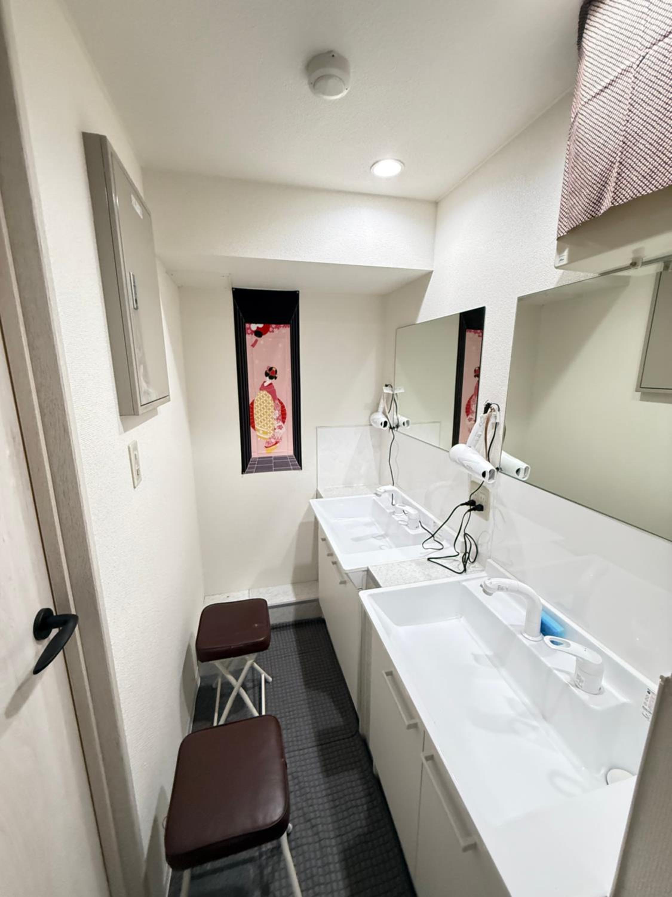 Wabi Sabi Hostel Shinjuku West