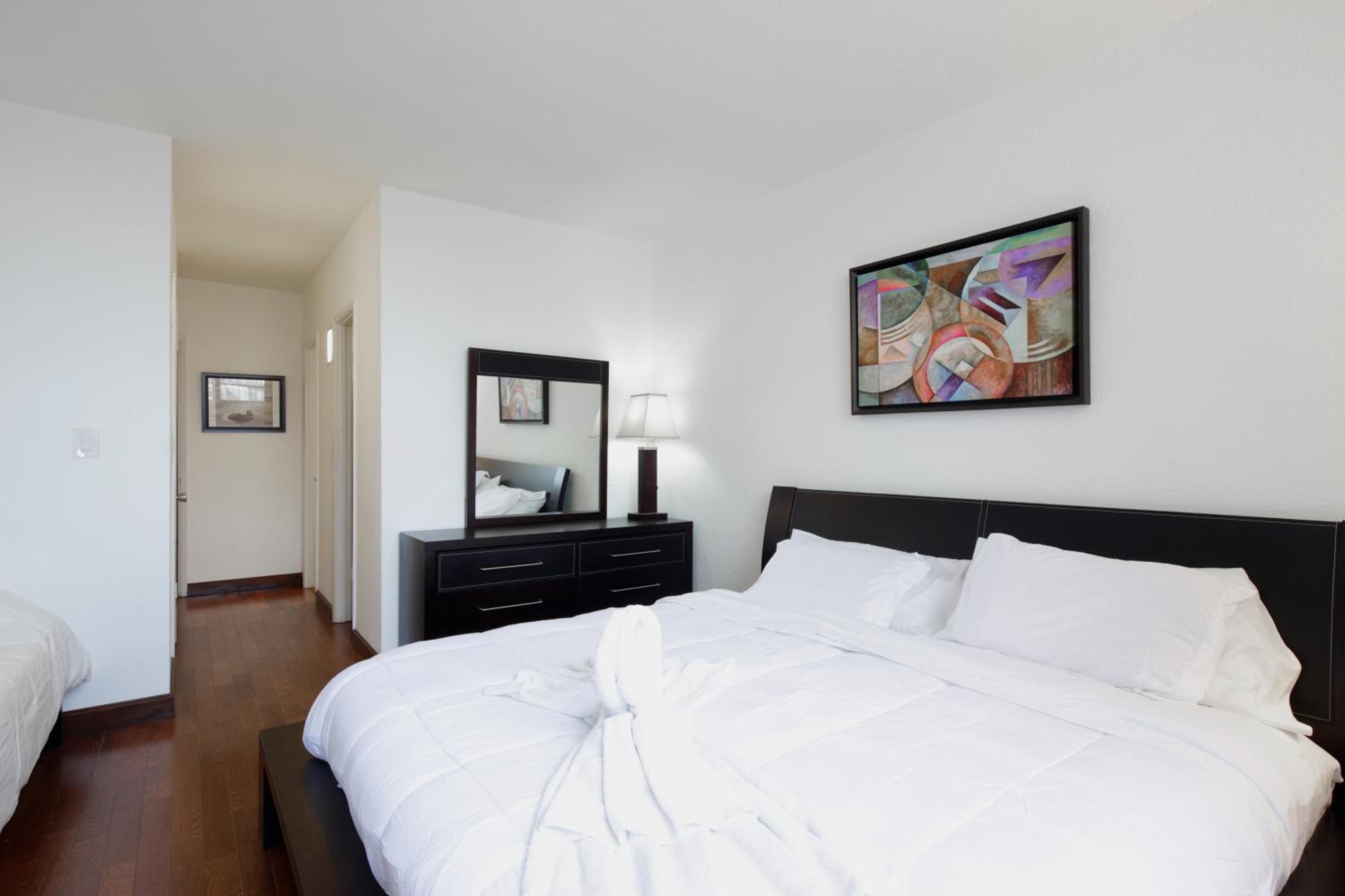 Ocean Reserve Luxury Condos Across from Sunny Isles Beach