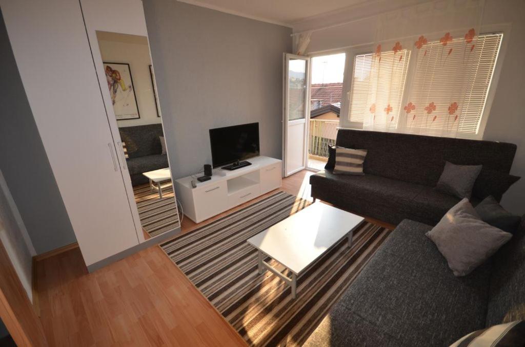Apartment MG