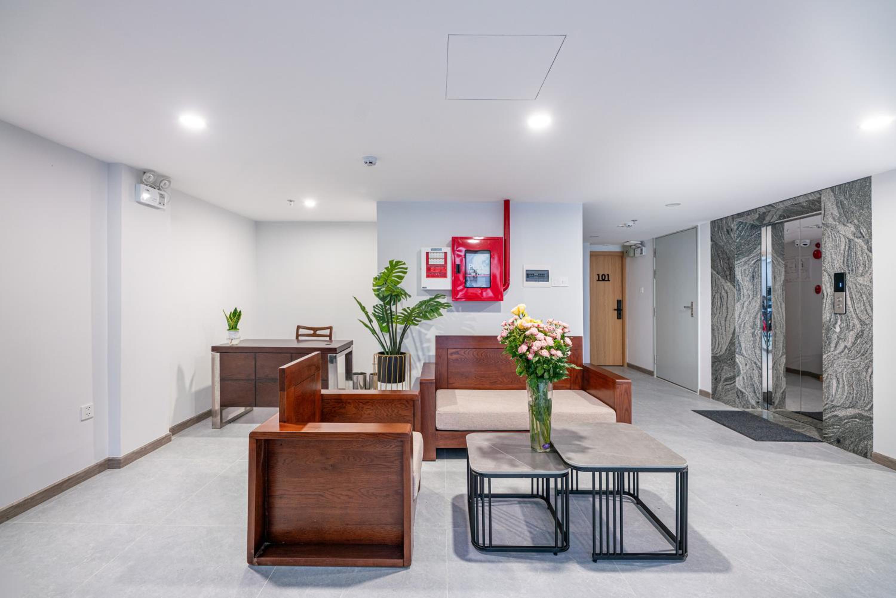 BRIO Mireva Hotel & Apartment