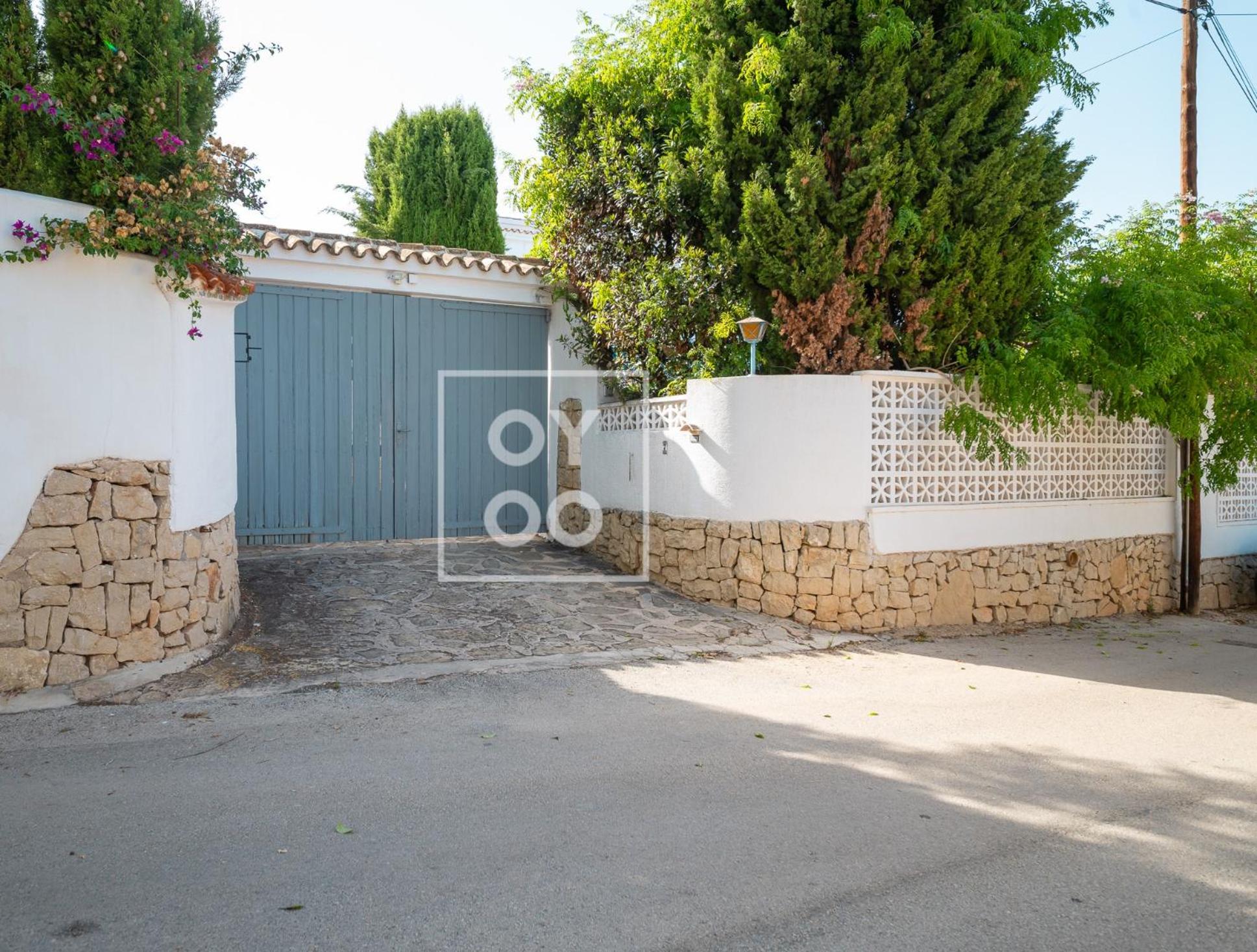 Villa El Monte de Moraira, private pool, sea views - by OYOOSTAYS