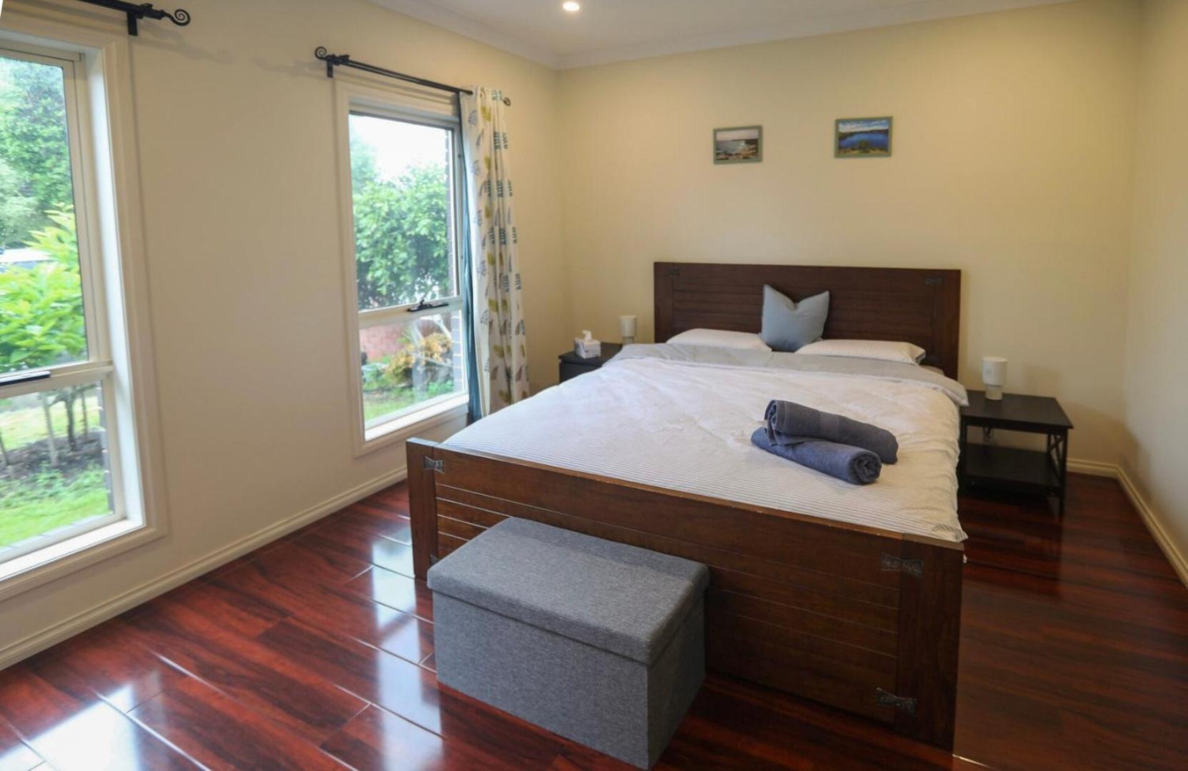KozyGuru | Richmond | Stylish 3-Bedroom City Gem
