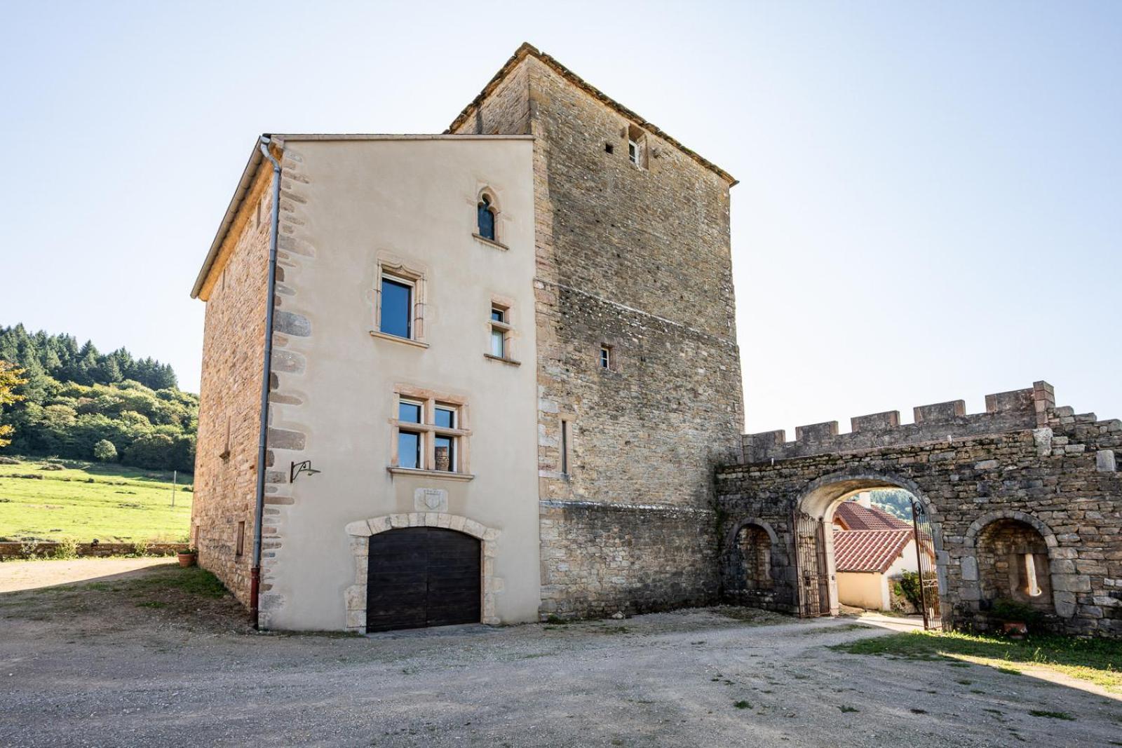 Château de Rosay - view & gardens