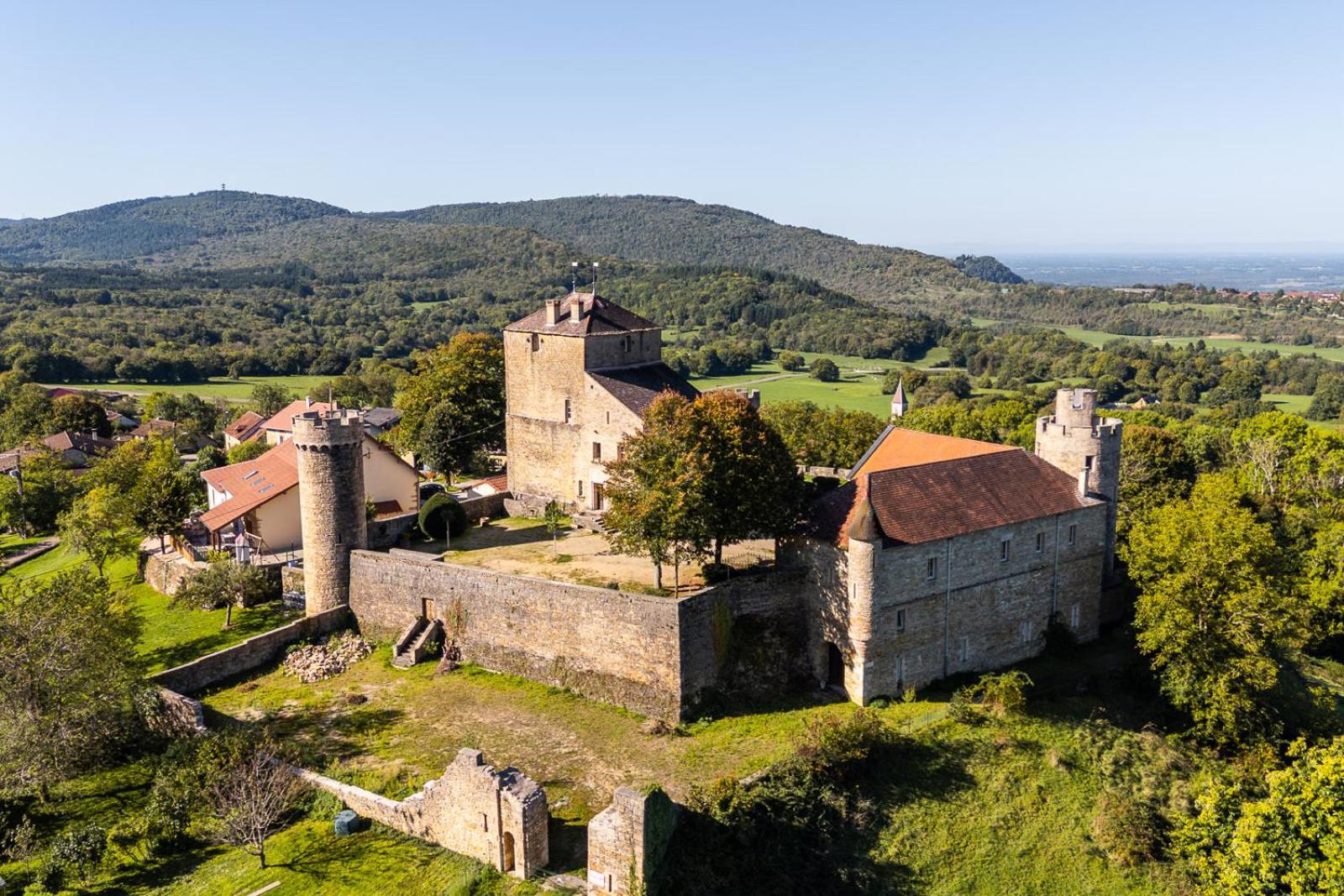 Château de Rosay - view & gardens