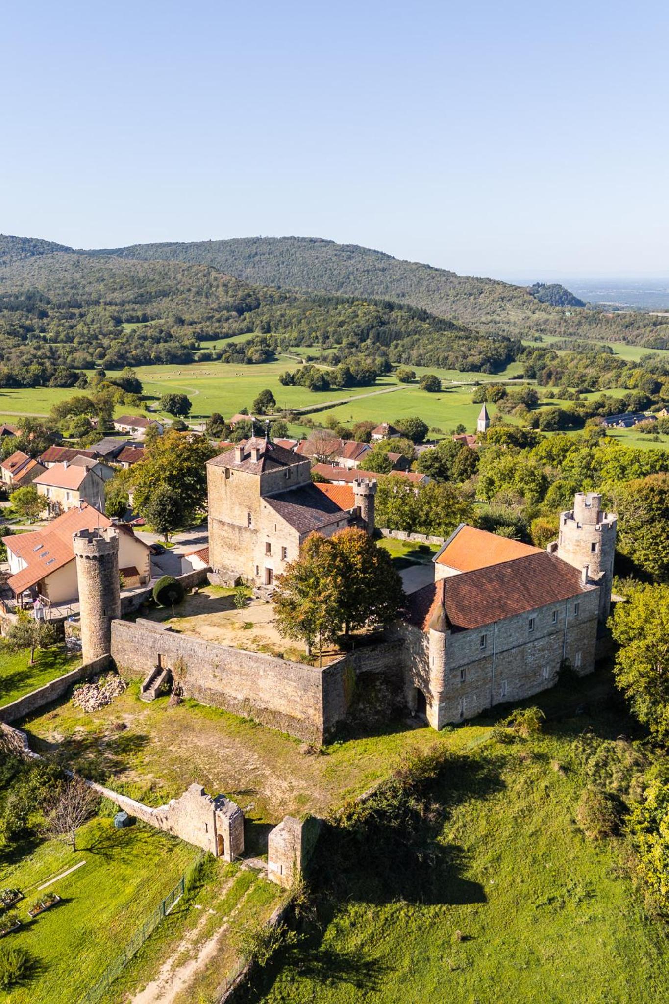 Château de Rosay - view & gardens