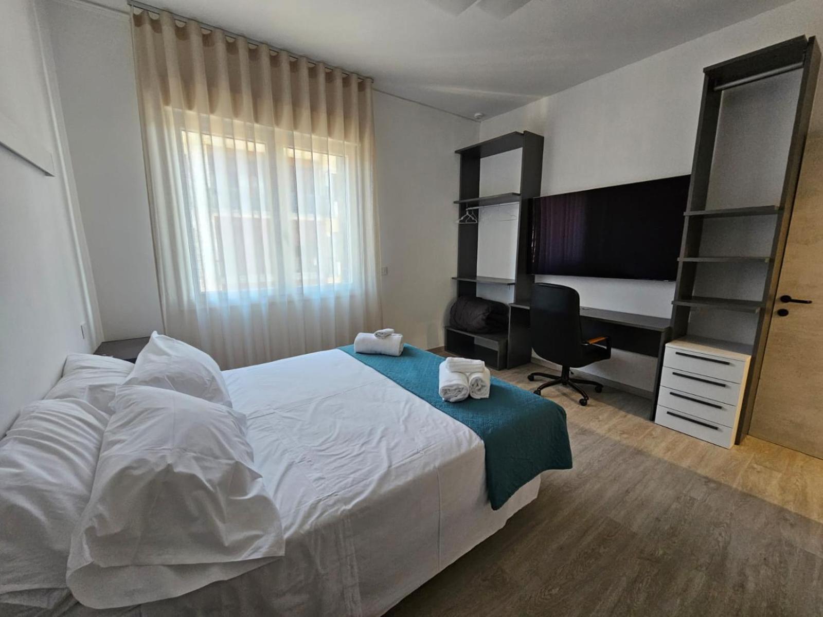 Libra Apartment - near Train Station & Wi-Fi